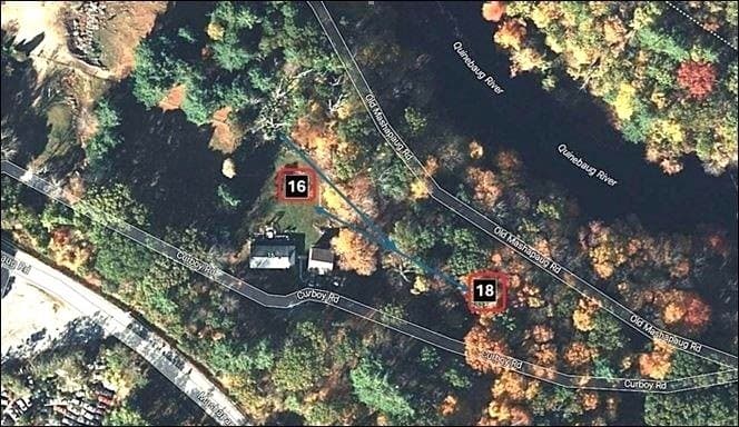 Single Family Residence at 16-18 Curboy Rd, Sturbridge MA 01566, Sturbridge, photo 3 of 41
