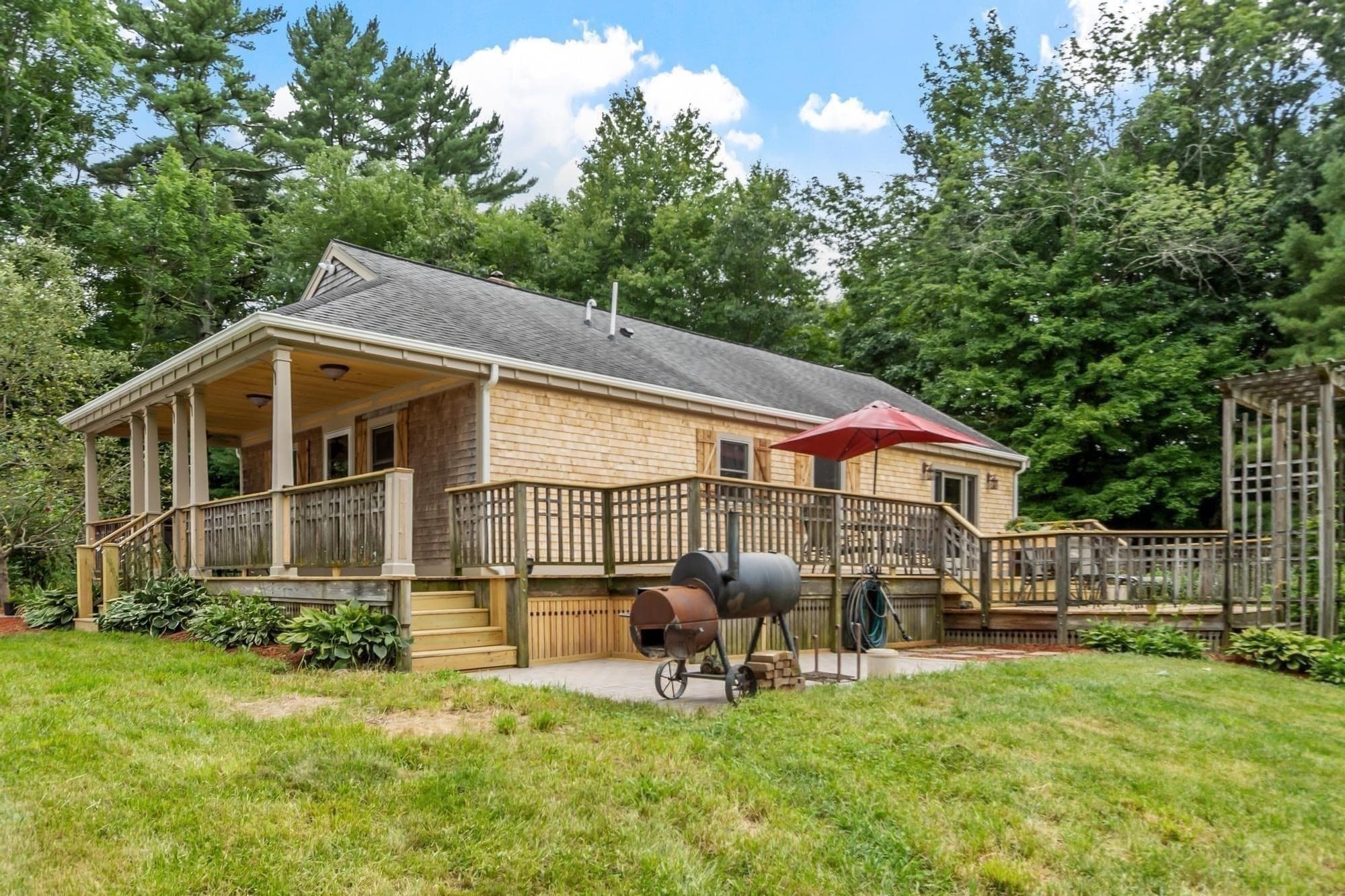 Single Family Residence at 16-18 Curboy Rd, Sturbridge MA 01566, Sturbridge, photo 25 of 41