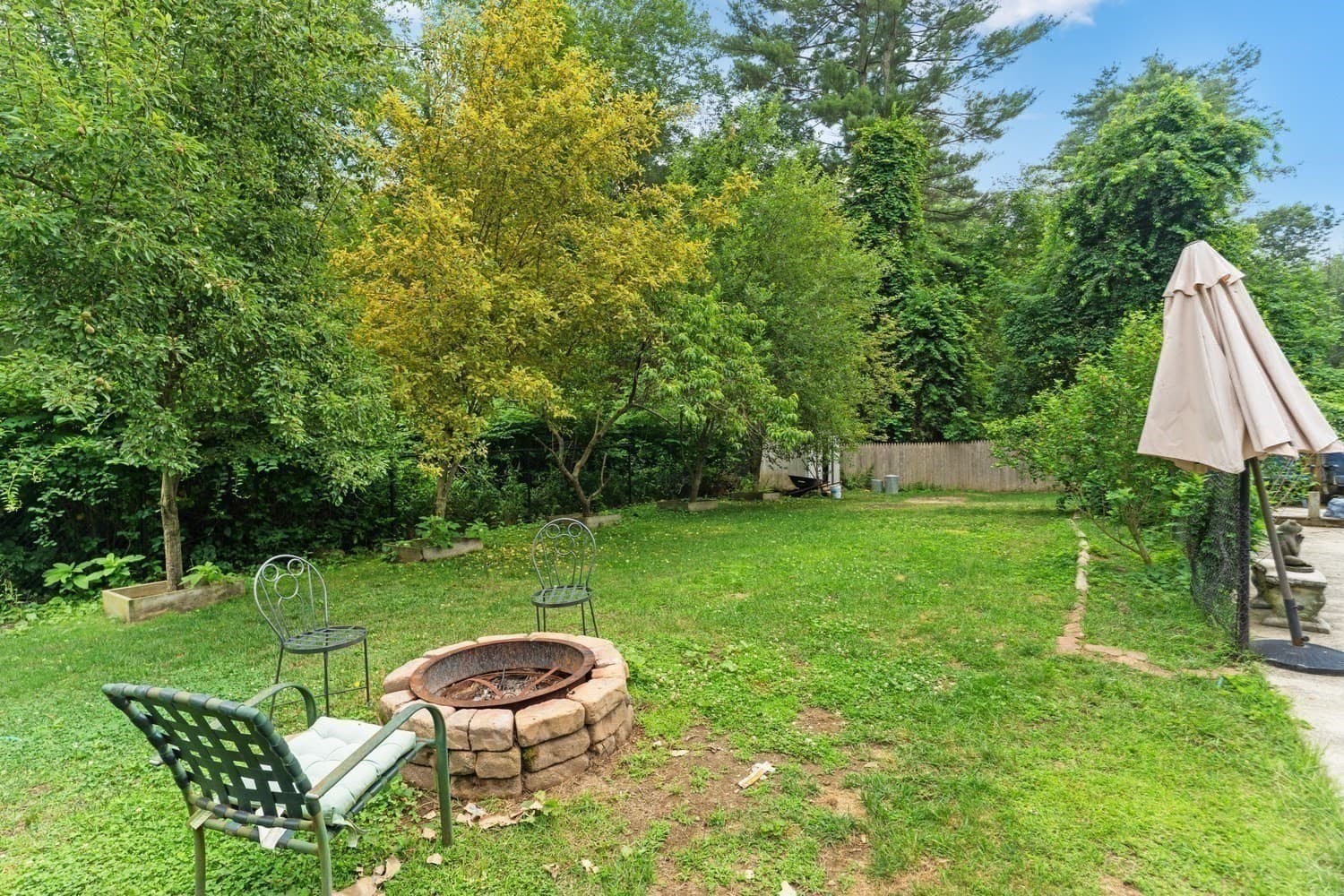 Single Family Residence at 1236 Woonsocket Hill Road, North Smithfield RI 02896, North Smithfield, photo 29 of 35