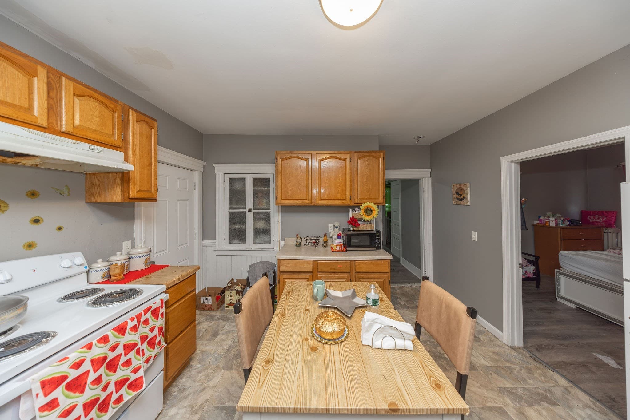 5-9 Family at 120 Southgate St, Worcester MA 01603, Worcester, photo 8 of 42