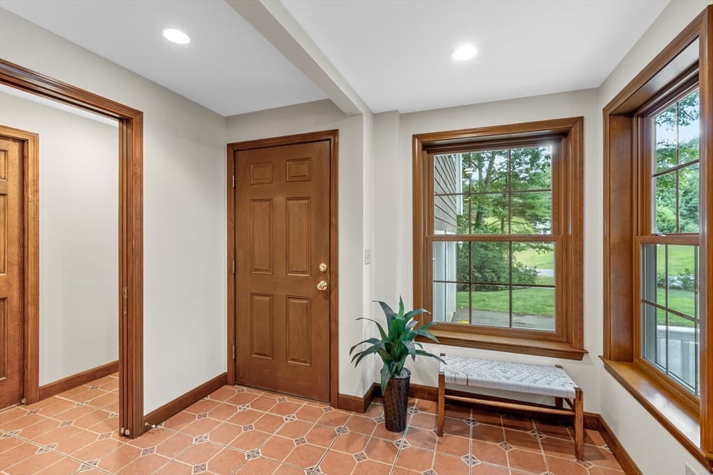 Single Family Residence at 45 Amble Road, Chelmsford MA 01824, Chelmsford, photo 3 of 33