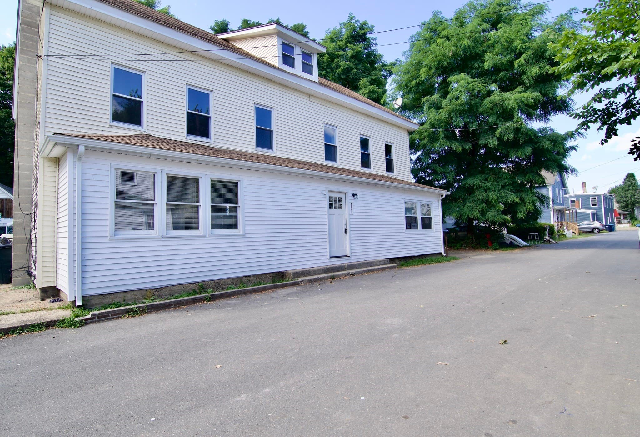 11-13 Webb Ct, Ware MA 01082