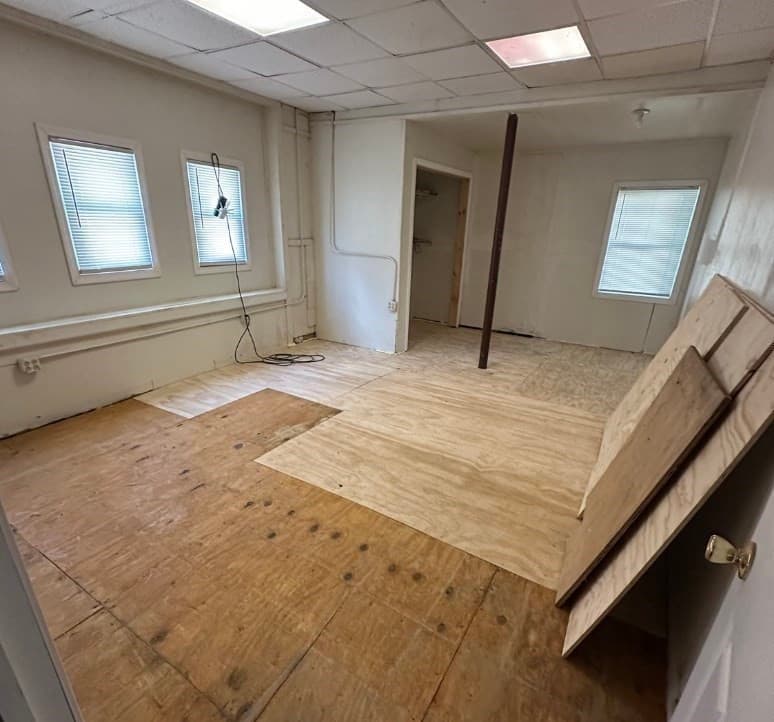 4 Family - 4 Units Up/Down at 135-137 Elm St, Southbridge MA 01550, Southbridge, photo 10 of 20