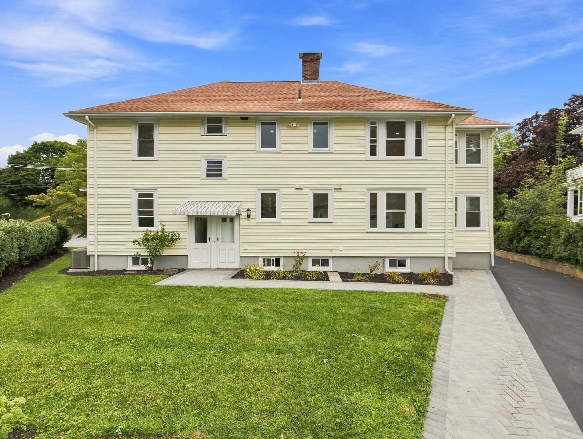 Condominium at 112 Payson # 1, Belmont MA 02478, Belmont, photo 5 of 39