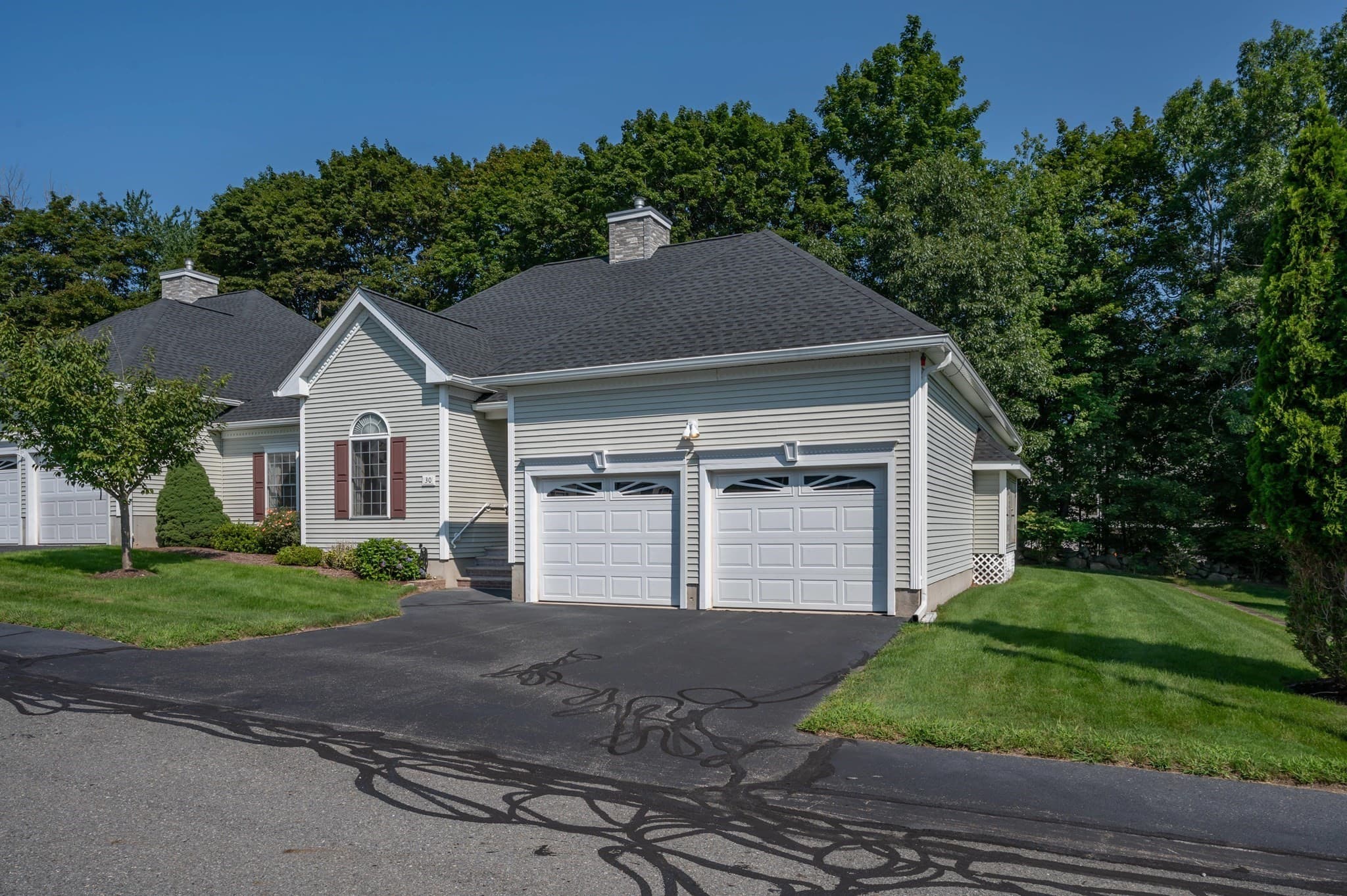 30 Holly Lane # 30, Dracut MA 01826