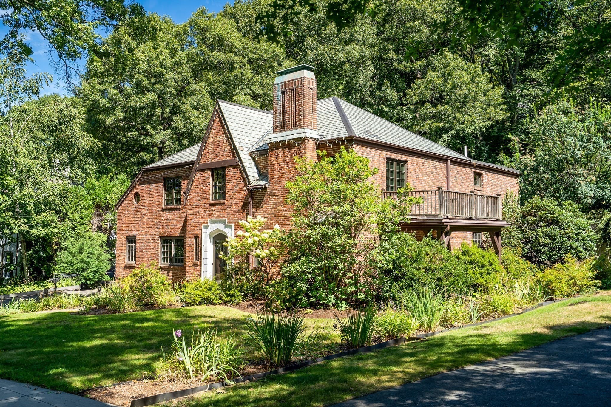 Single Family Residence at 72 Beverly Rd, Brookline MA 02467, Brookline, photo 2 of 42