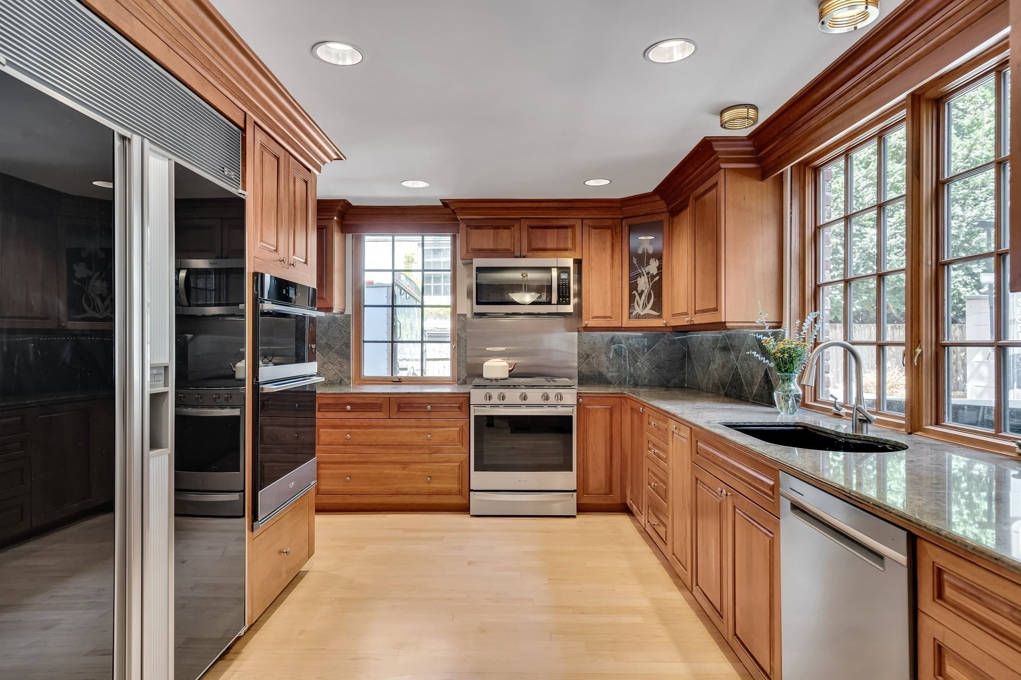 Single Family Residence at 72 Beverly Rd, Brookline MA 02467, Brookline, photo 13 of 42