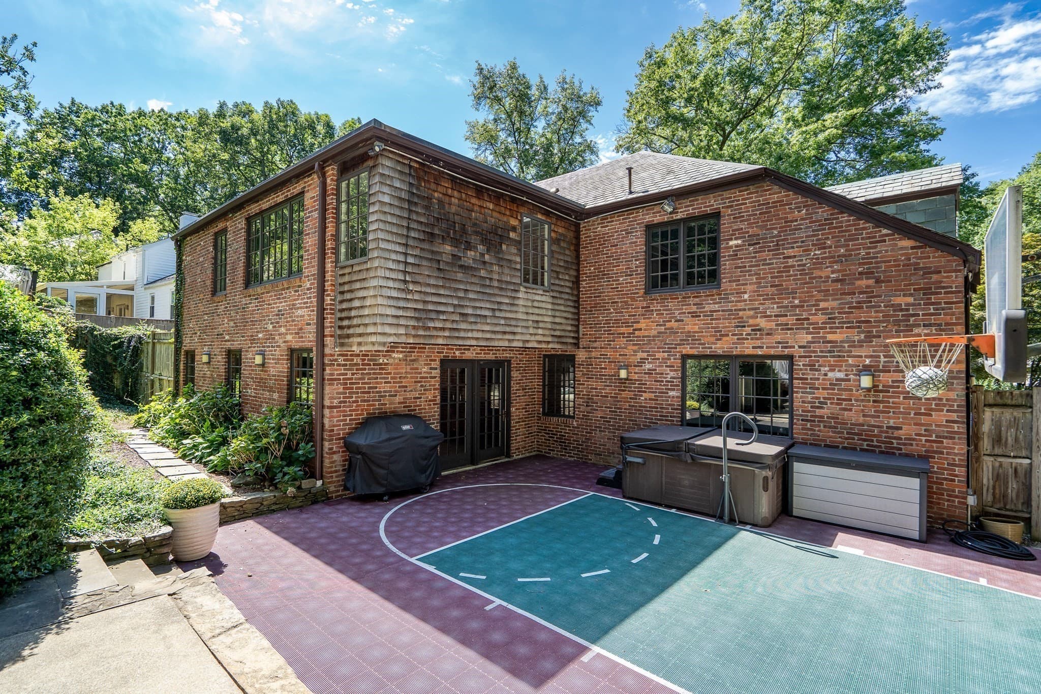 Single Family Residence at 72 Beverly Rd, Brookline MA 02467, Brookline, photo 36 of 42