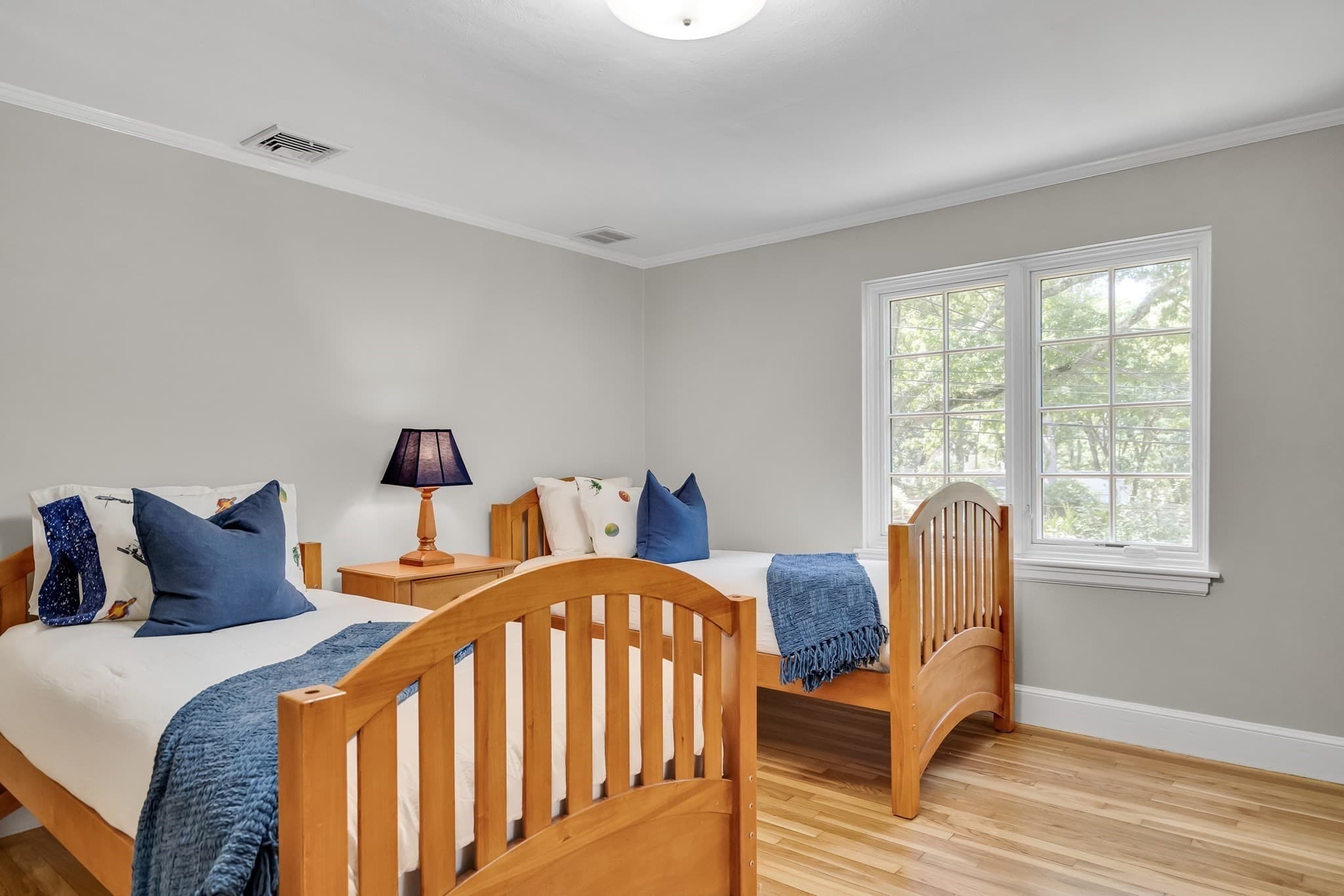 Single Family Residence at 72 Beverly Rd, Brookline MA 02467, Brookline, photo 31 of 42