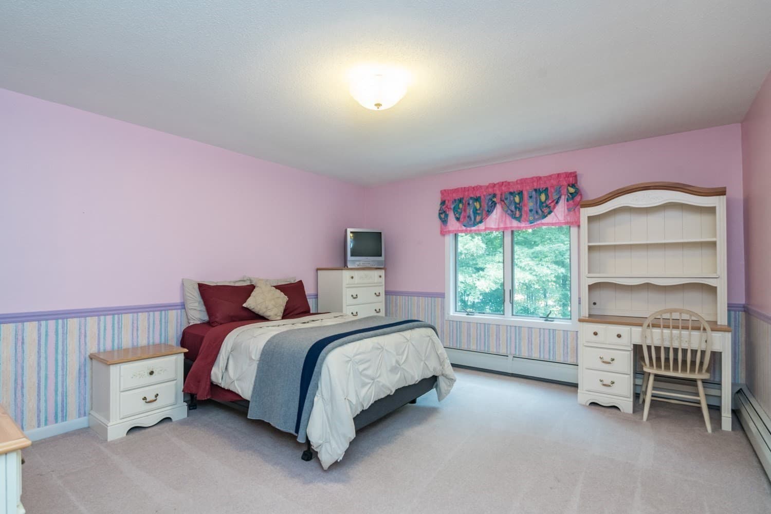 Single Family Residence at 82 Mountain View Dr., Belchertown MA 01007, photo 42 of 42
