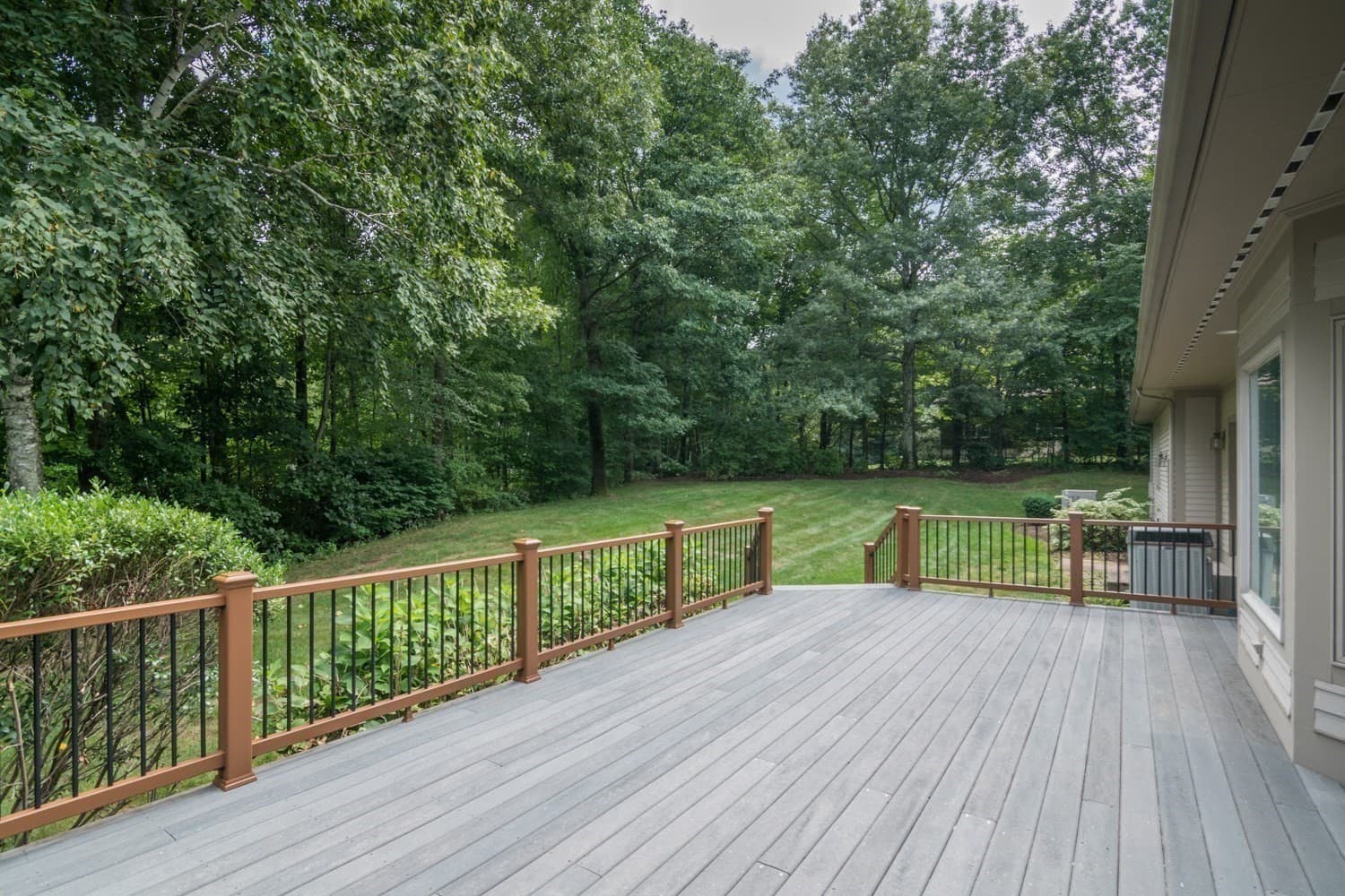 Single Family Residence at 82 Mountain View Dr., Belchertown MA 01007, photo 9 of 42