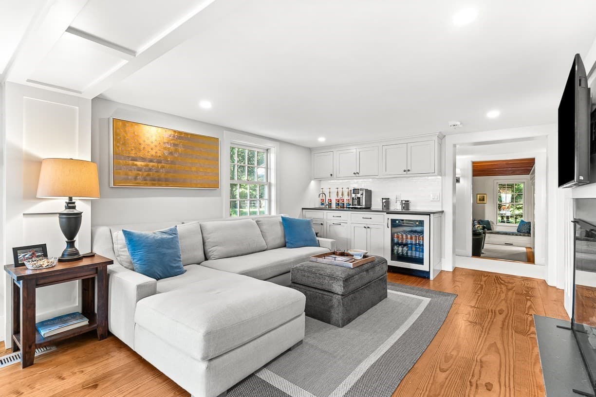 Single Family Residence at 151 Oakland Street, Wellesley MA 02481, Wellesley, photo 9 of 42
