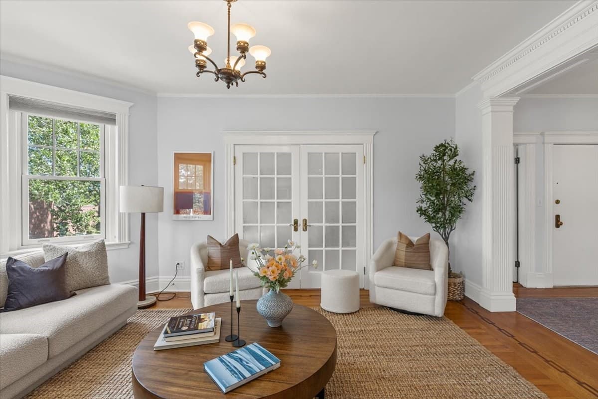 Condominium at 47 Alton Pl # 3, Brookline MA 02446, Brookline, photo 4 of 21
