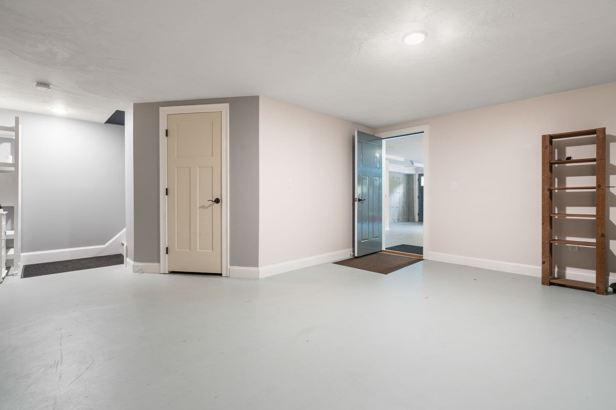 Condominium at 13 Boydes Xing # 12, Norfolk MA 02056, Norfolk, photo 35 of 42