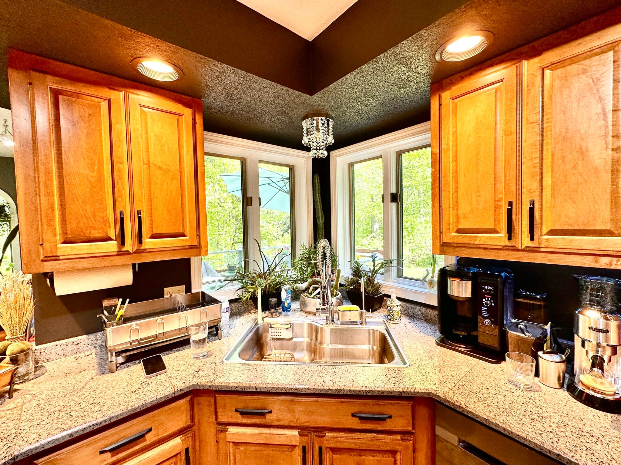 Single Family Residence at 14 Laurel Ridge Dr, Belchertown MA 01007, Belchertown, photo 6 of 32