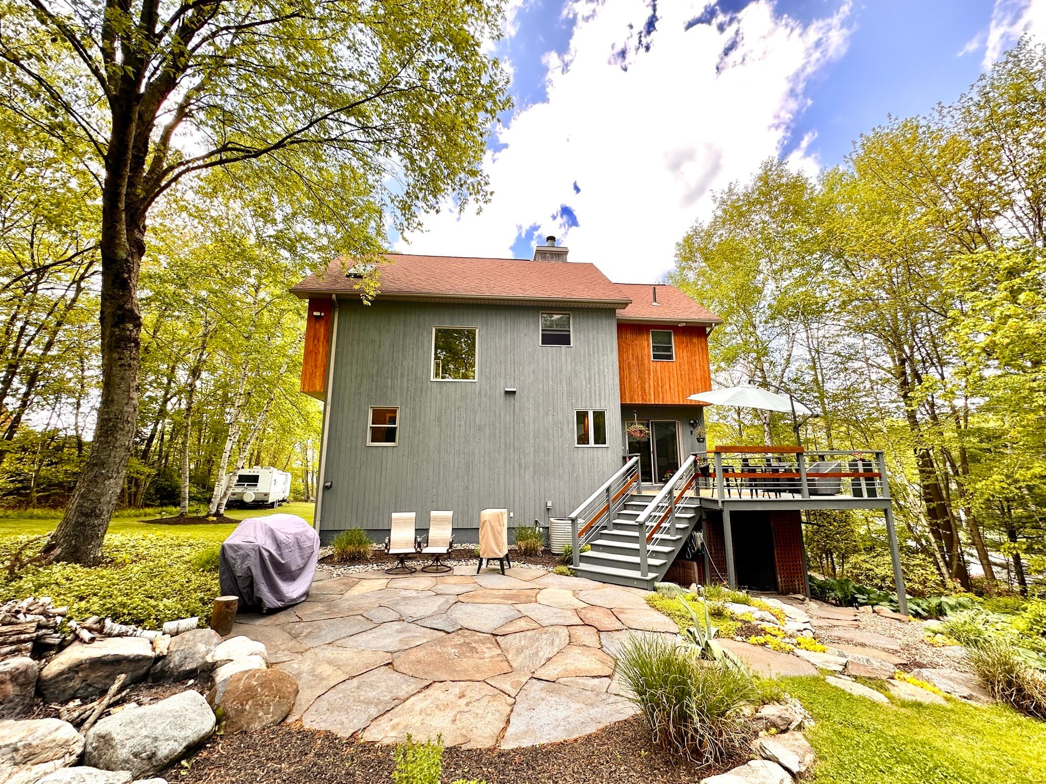 Single Family Residence at 14 Laurel Ridge Dr, Belchertown MA 01007, Belchertown, photo 3 of 32