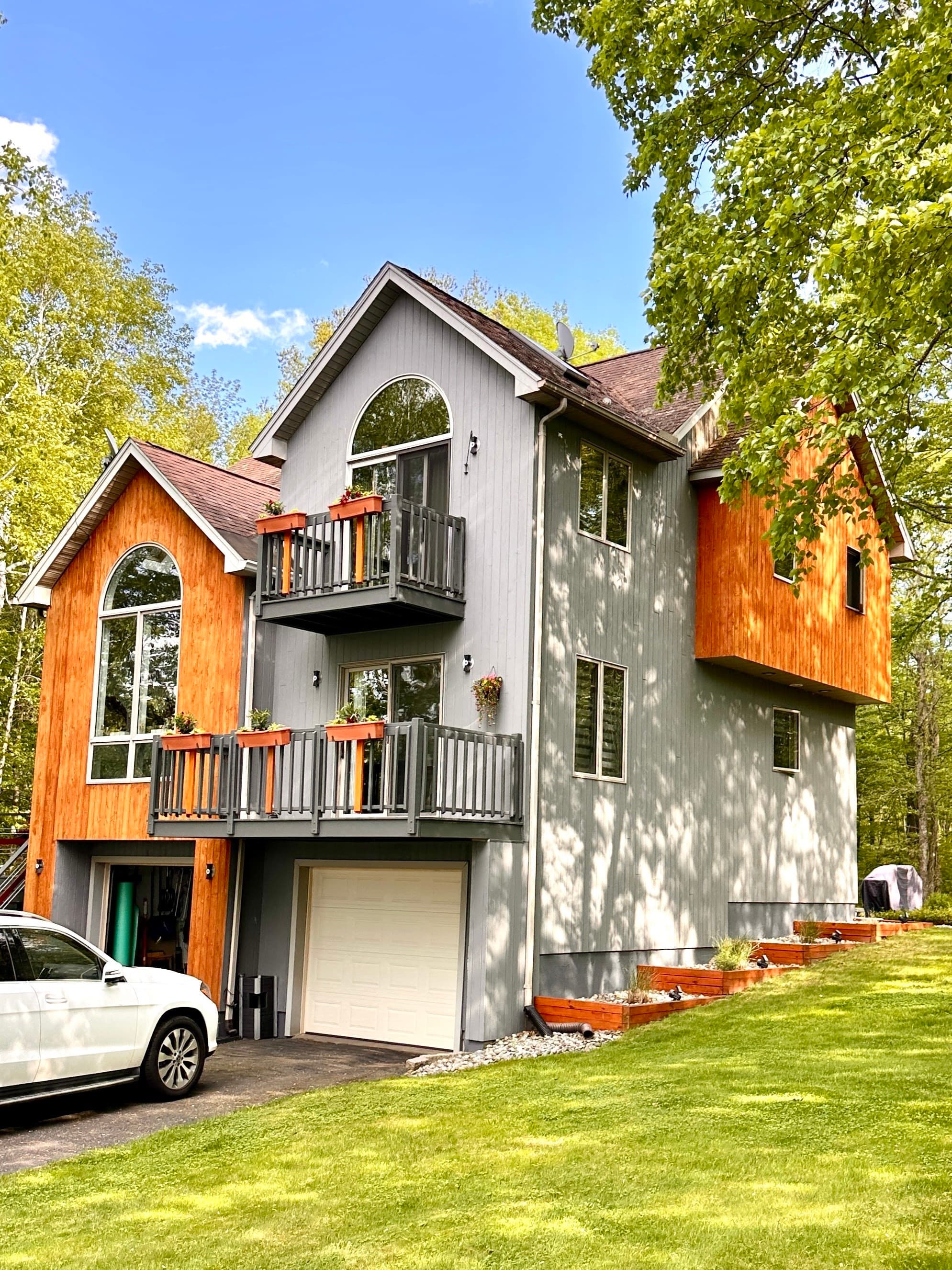 14 Laurel Ridge Dr, Belchertown MA 01007