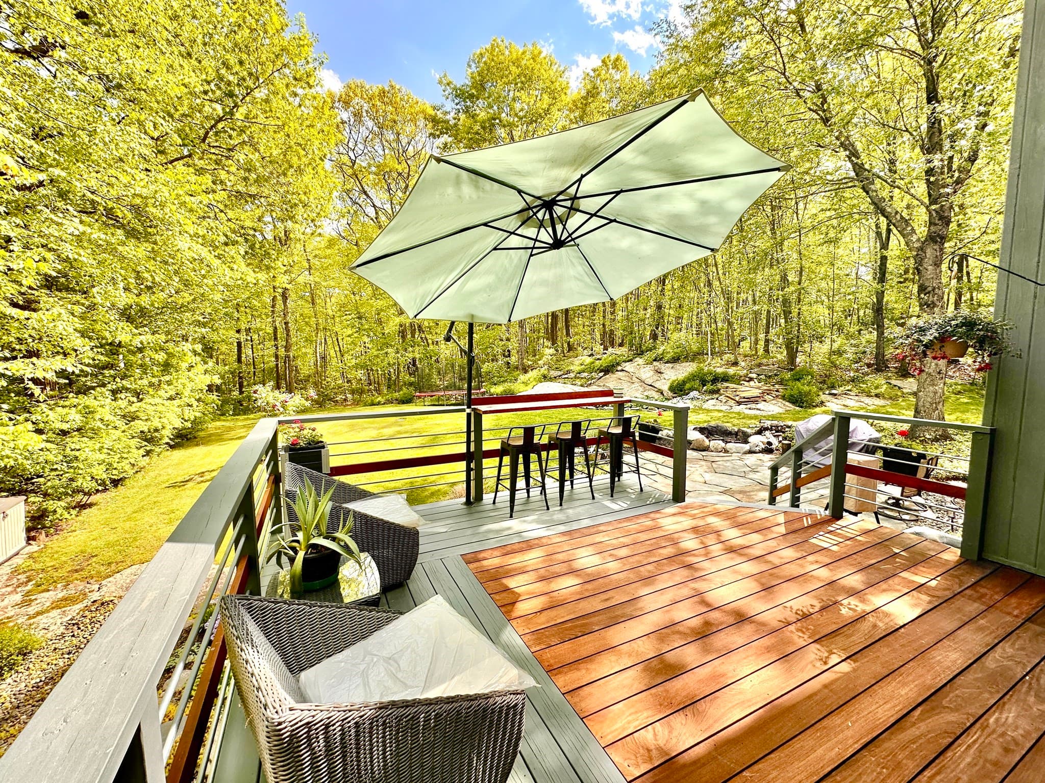 Single Family Residence at 14 Laurel Ridge Dr, Belchertown MA 01007, Belchertown, photo 5 of 32