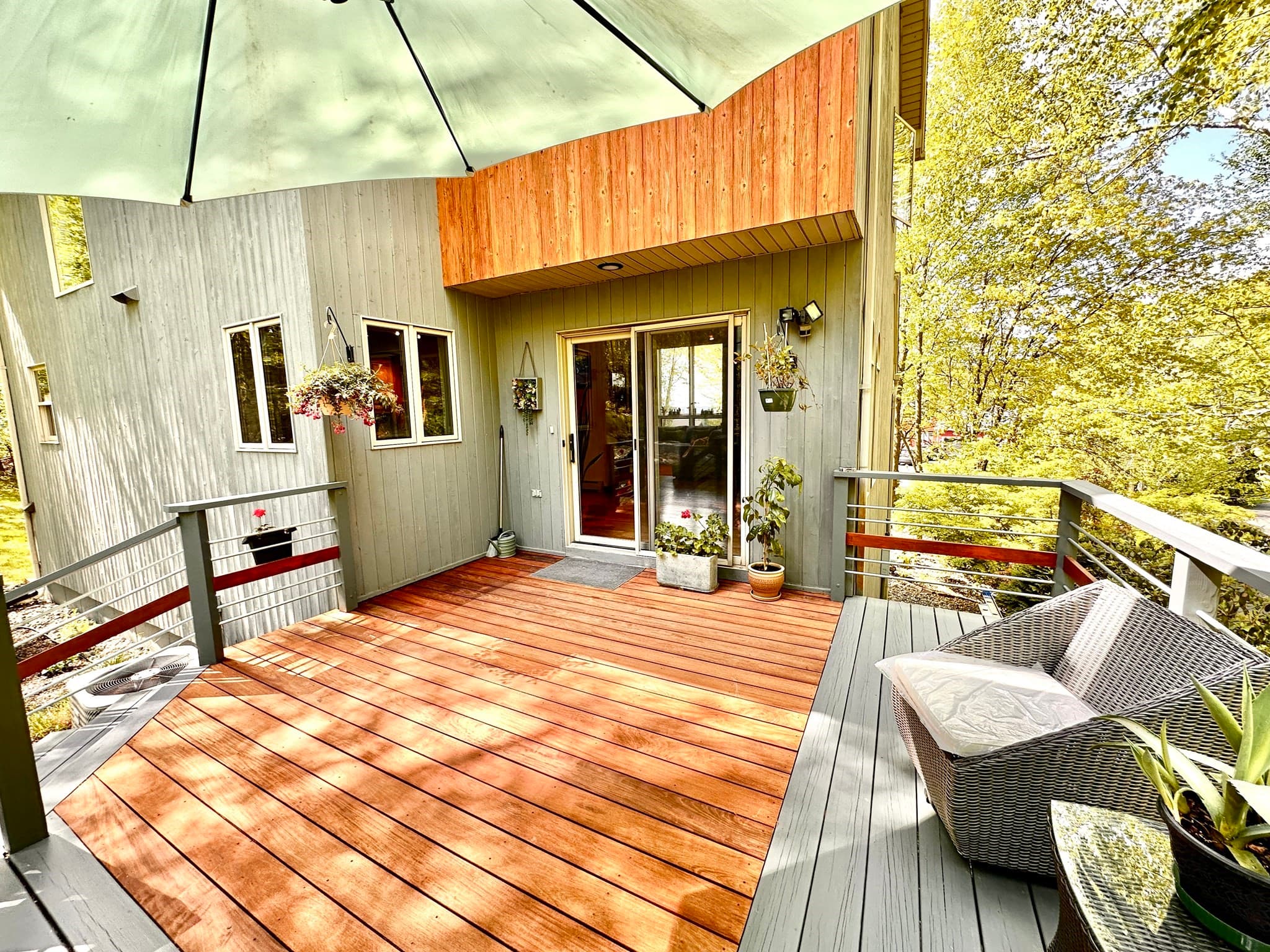 Single Family Residence at 14 Laurel Ridge Dr, Belchertown MA 01007, Belchertown, photo 4 of 32