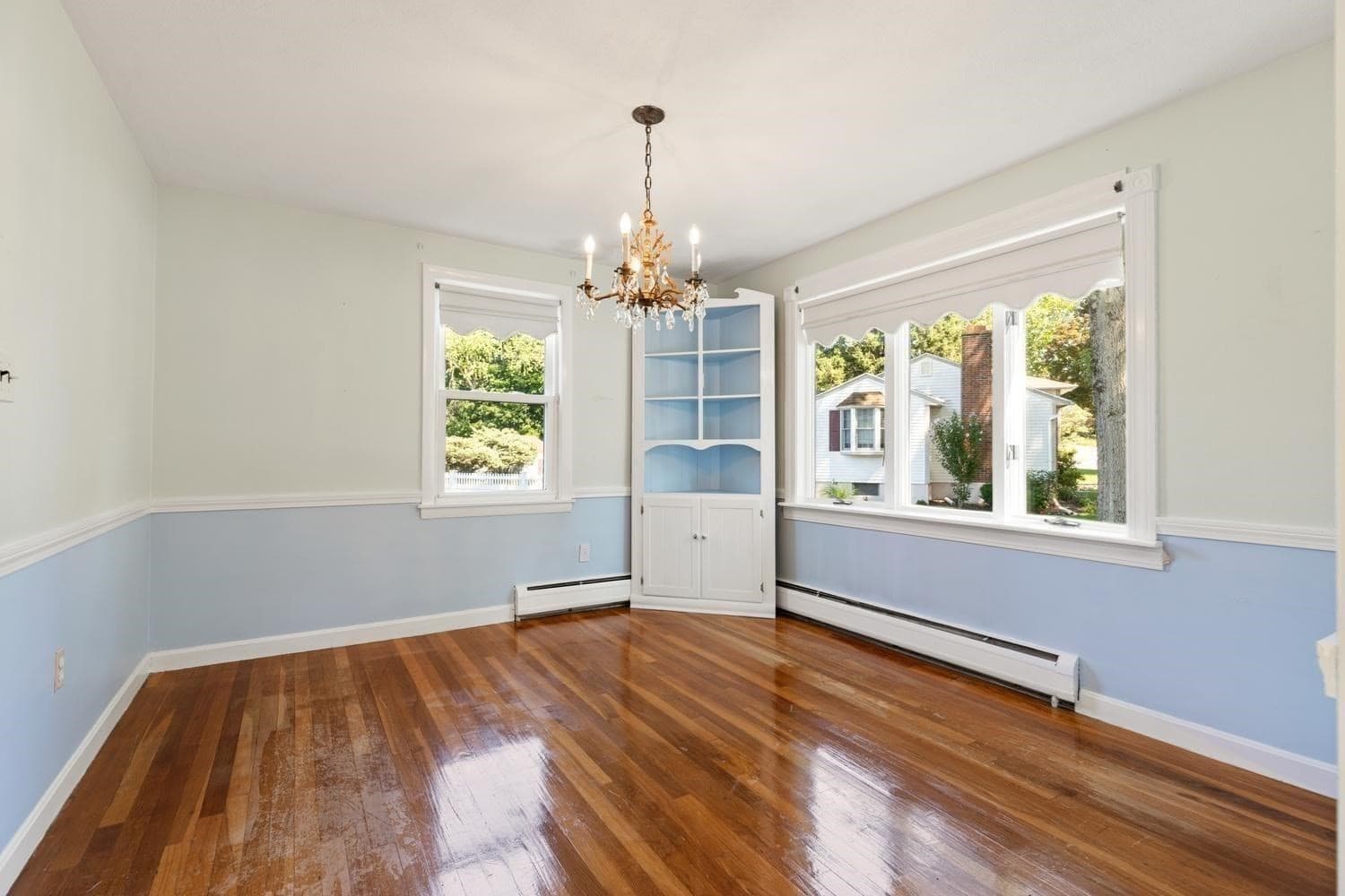Single Family Residence at 4 Mayflower, Stoneham MA 02180, Stoneham, photo 9 of 32