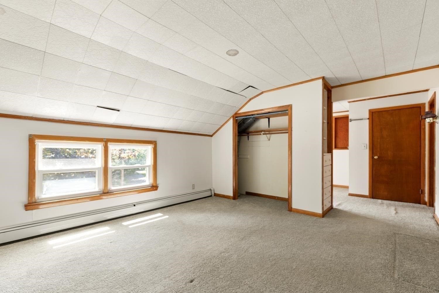 Single Family Residence at 4 Mayflower, Stoneham MA 02180, Stoneham, photo 29 of 32