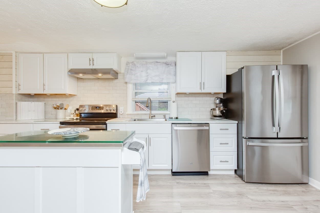 Single Family Residence at 119 Lawrence St, Methuen MA 01844, Methuen, photo 14 of 32