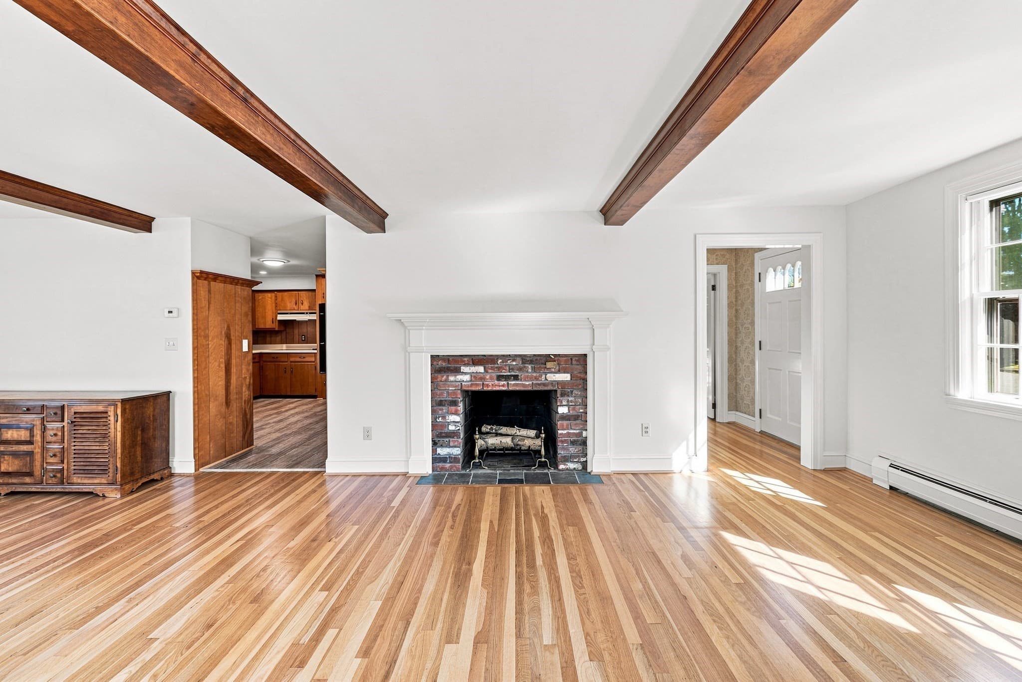 Single Family Residence at 189 Adelaide St, New Bedford MA 02745, New Bedford, photo 11 of 42