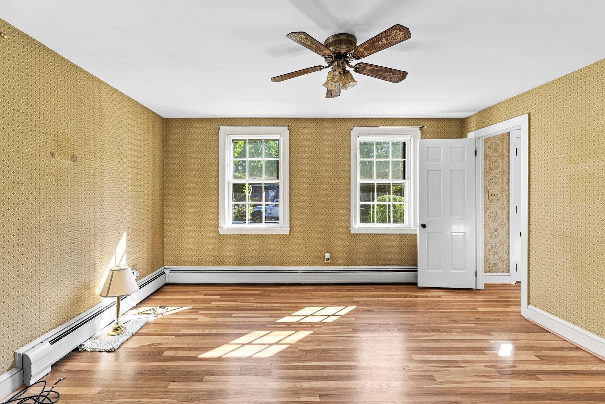 Single Family Residence at 189 Adelaide St, New Bedford MA 02745, New Bedford, photo 19 of 42