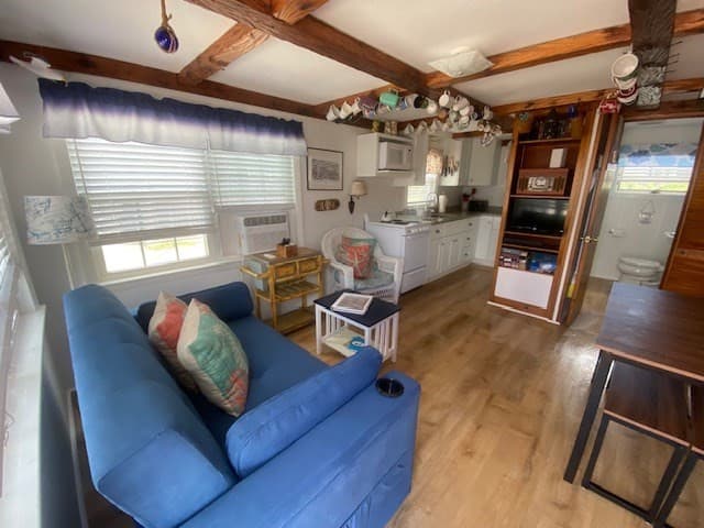 Condominium at 195 N Shore Blvd # J, Sandwich MA 02537, Sandwich, photo 2 of 6