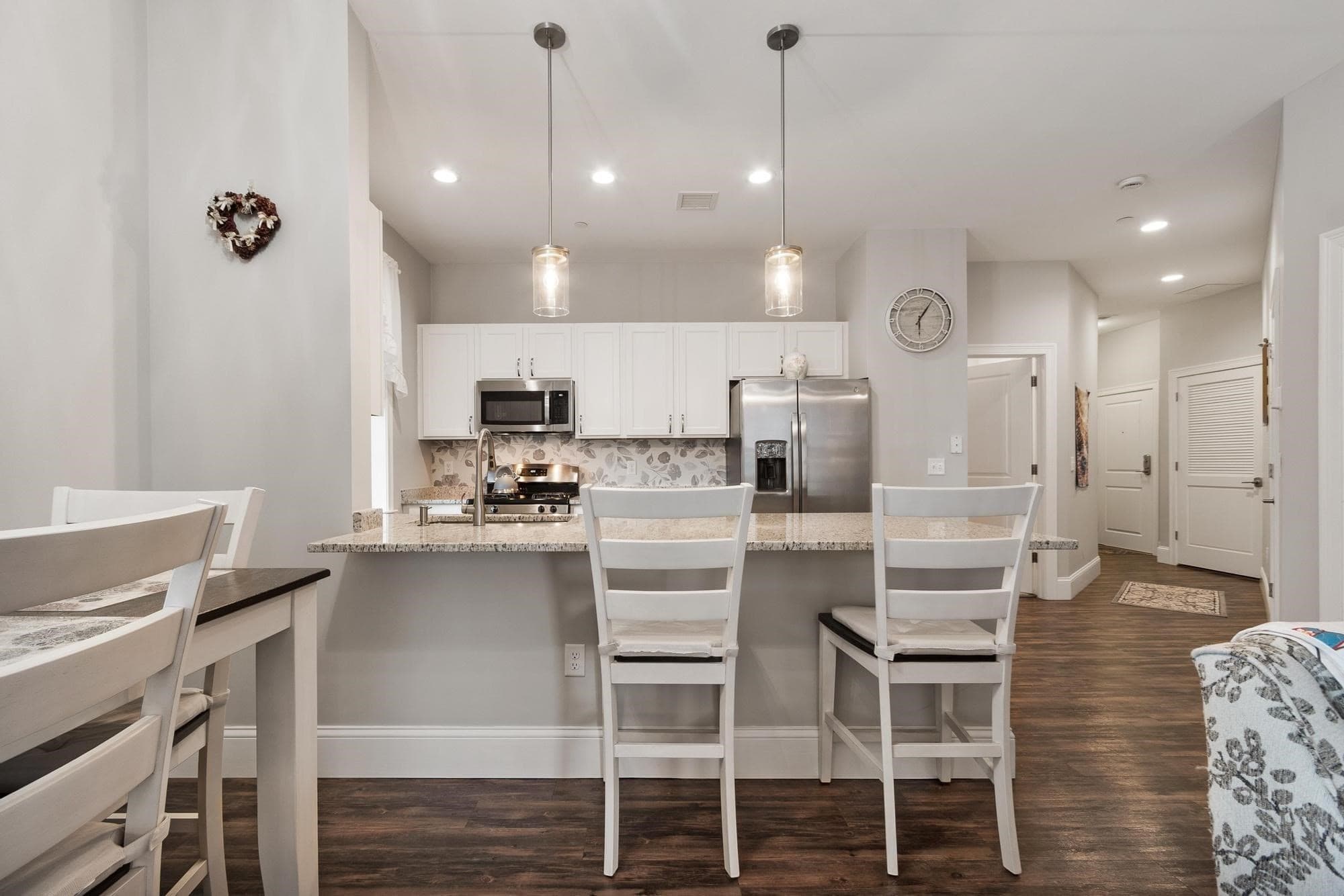 Condominium at 8 Sanborn St # 2011, Reading MA 01867, Reading, photo 13 of 40