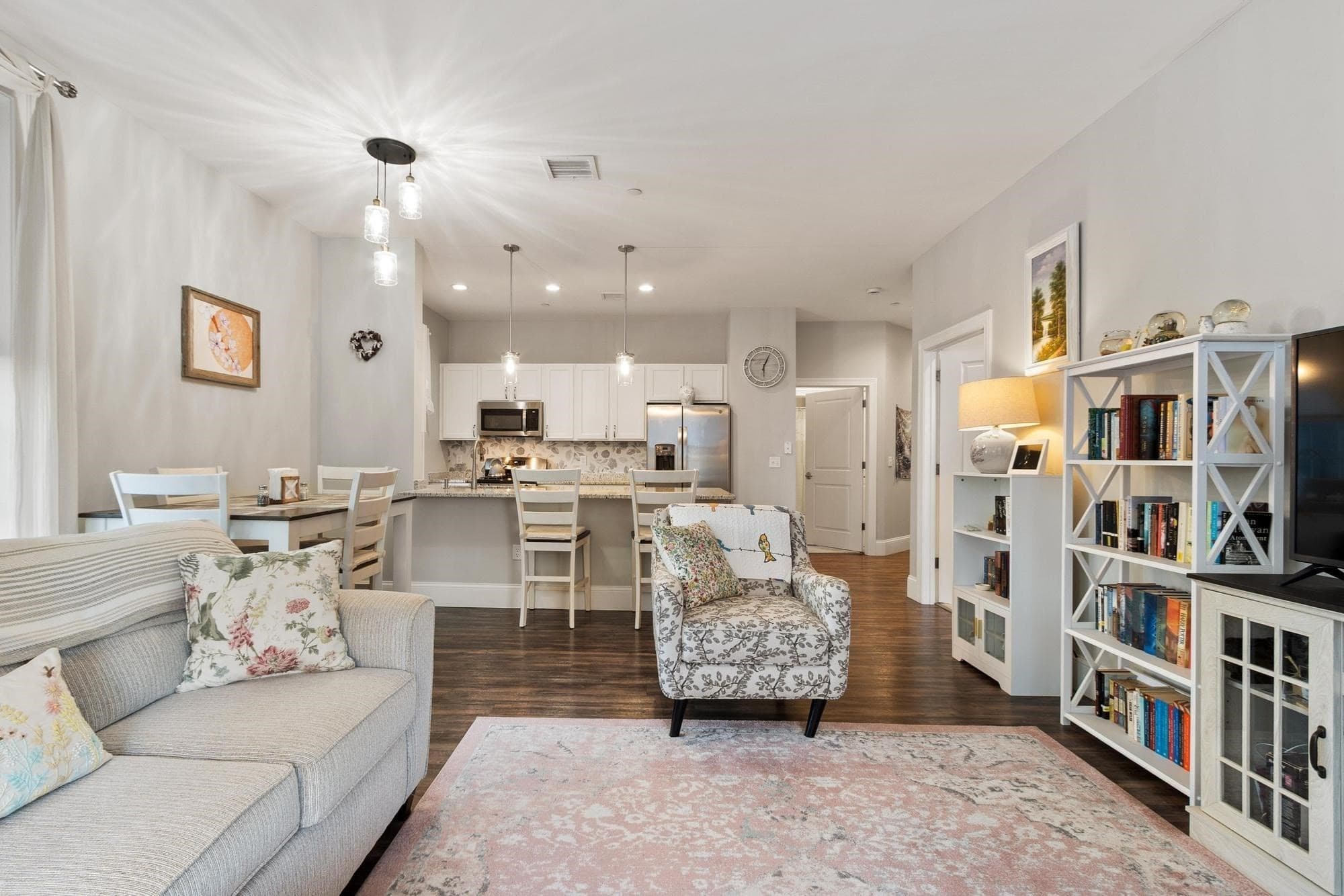 Condominium at 8 Sanborn St # 2011, Reading MA 01867, Reading, photo 16 of 40