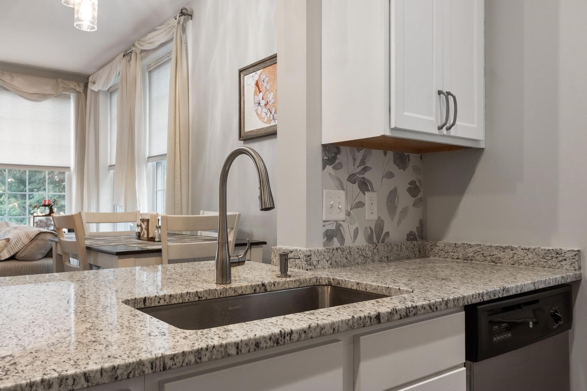 Condominium at 8 Sanborn St # 2011, Reading MA 01867, Reading, photo 11 of 40