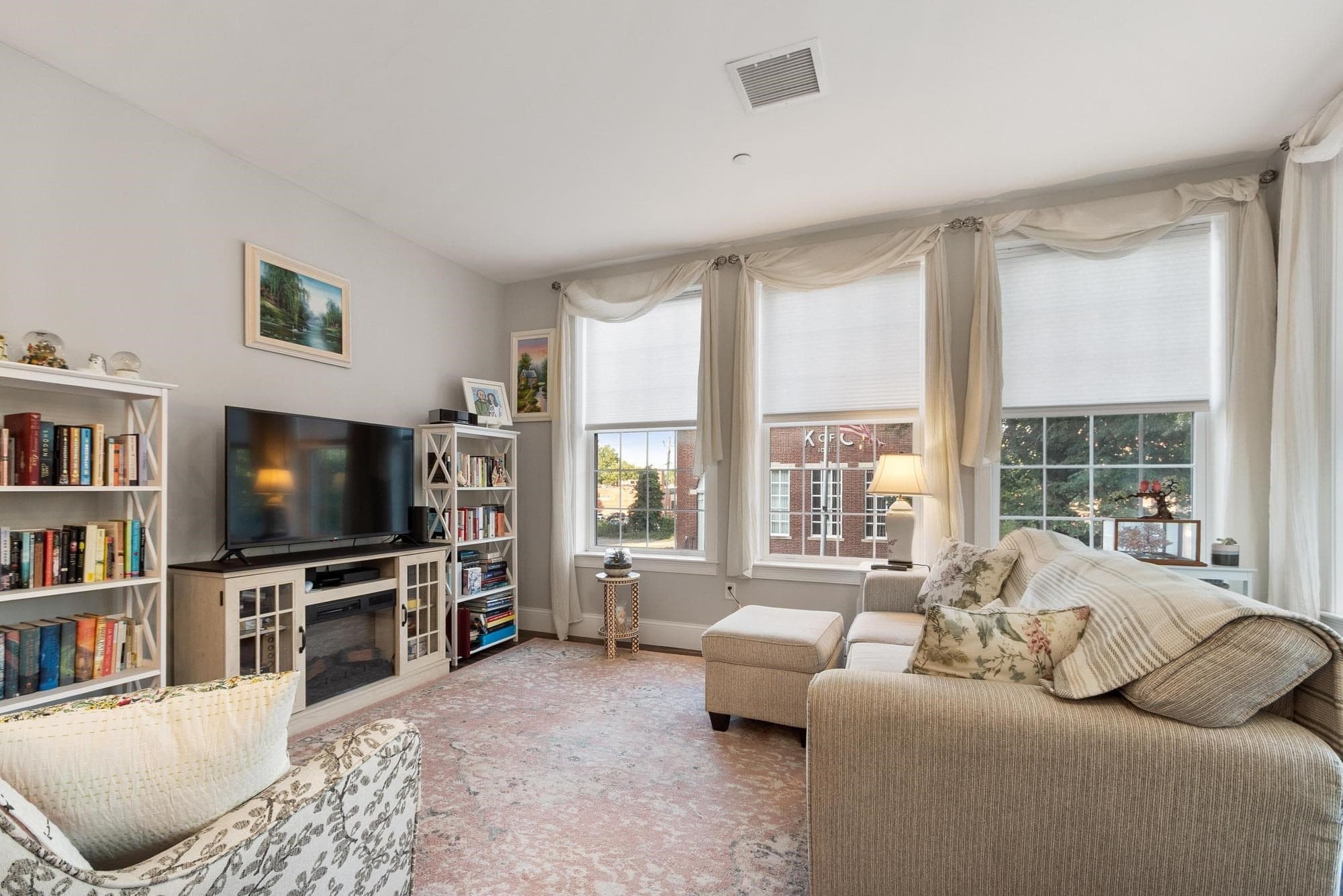 Condominium at 8 Sanborn St # 2011, Reading MA 01867, Reading, photo 19 of 40