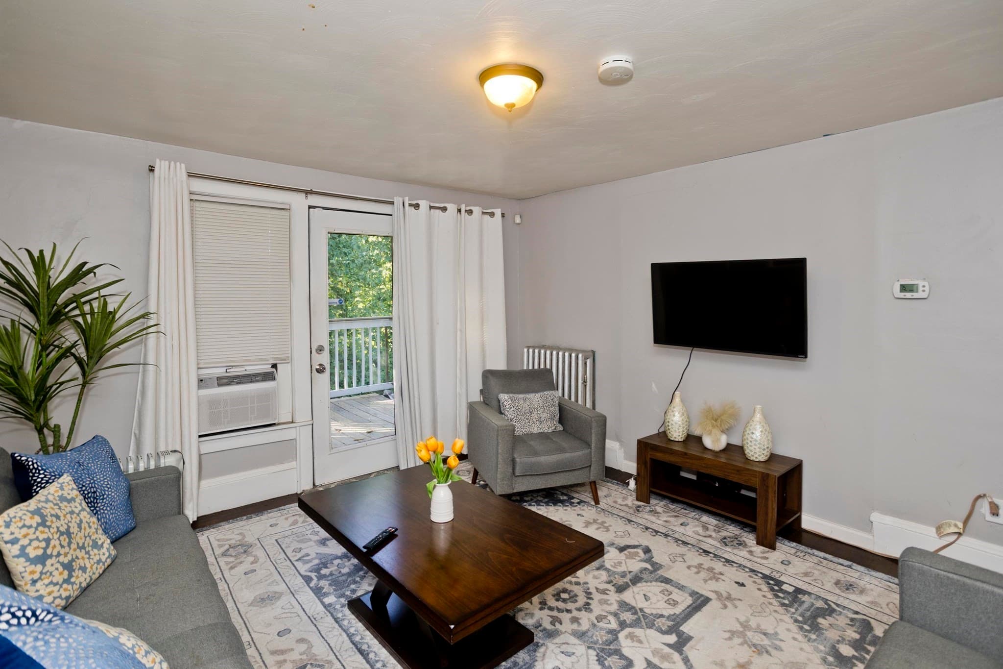 Multi Family at 104 Narragansett St, Springfield MA 01107, Springfield, photo 6 of 42