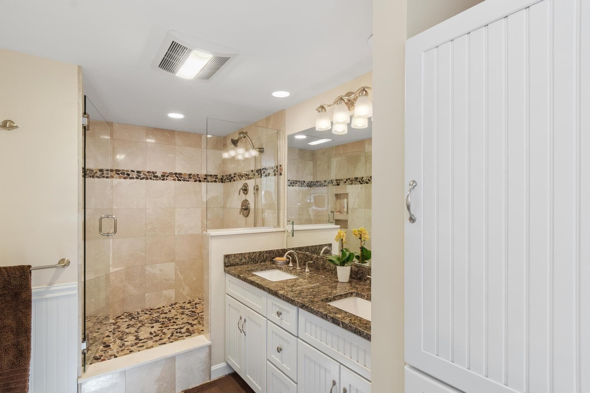 Condominium at 44 Voyagers Ln # 44, Ashland MA 01721, Ashland, photo 18 of 42