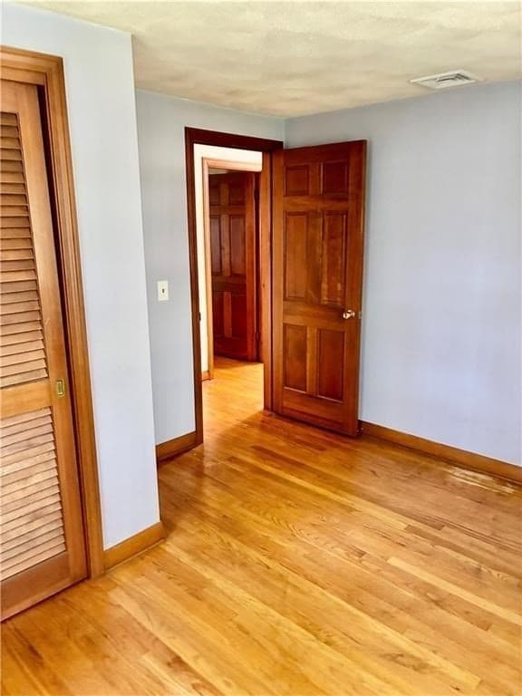 Single Family Residence at 12 Tom Lee Drive, North Smithfield RI 02896, North Smithfield, photo 17 of 28