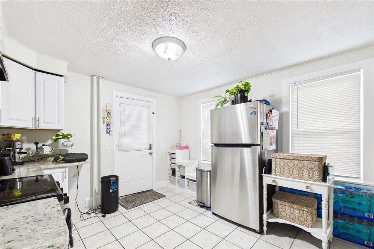 3 Family at 15-17 Gladstone St, Everett MA 02149, Everett, photo 23 of 30