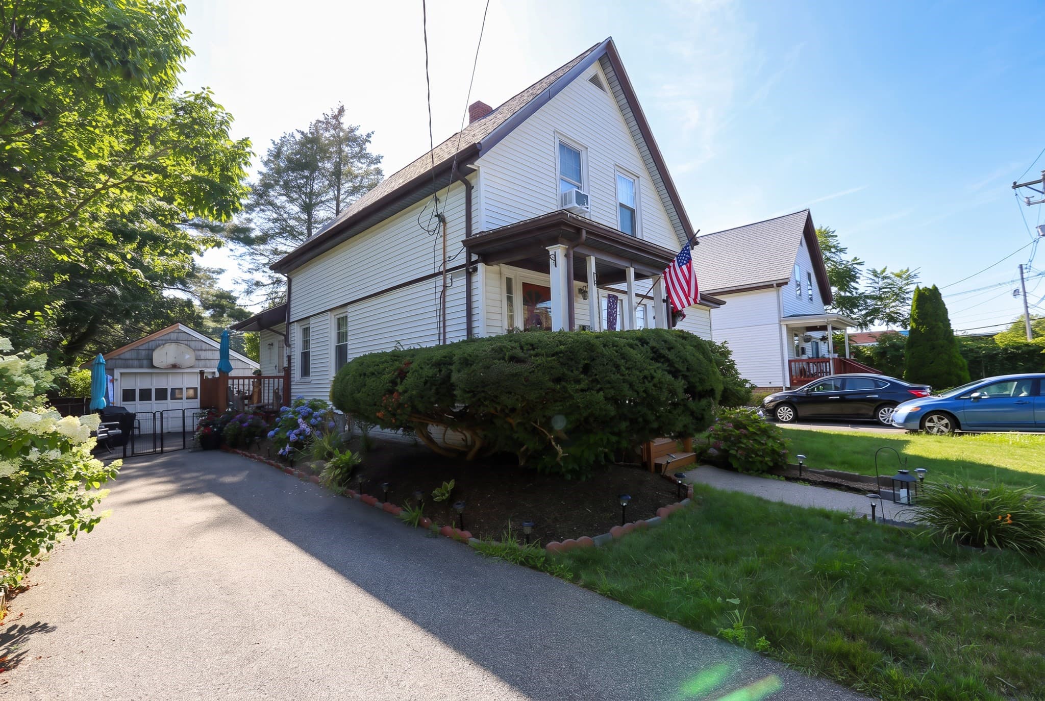 Single Family Residence at 126 Intervale St, Brockton MA 02302, Brockton, photo 2 of 20