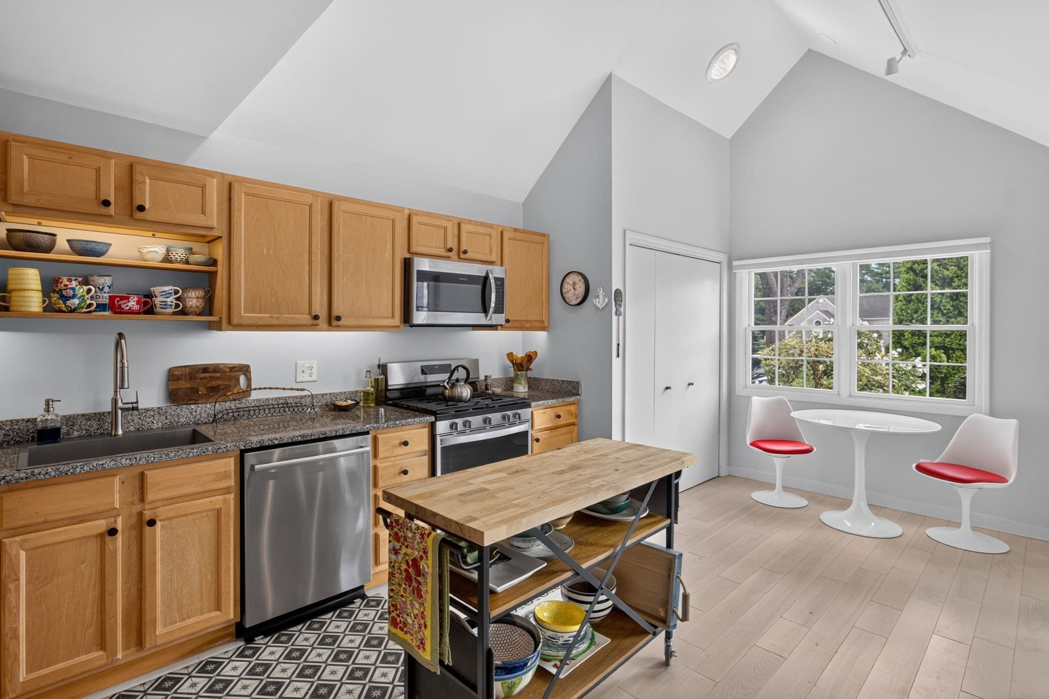 Condominium at 10 Red Cedar Rd # 134, Mashpee MA 02649, Mashpee, photo 8 of 42
