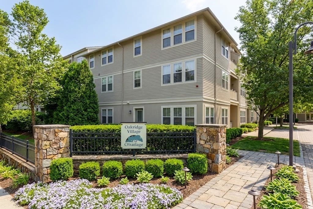 2-209 Harvest Drive # 209, North Andover MA 01845