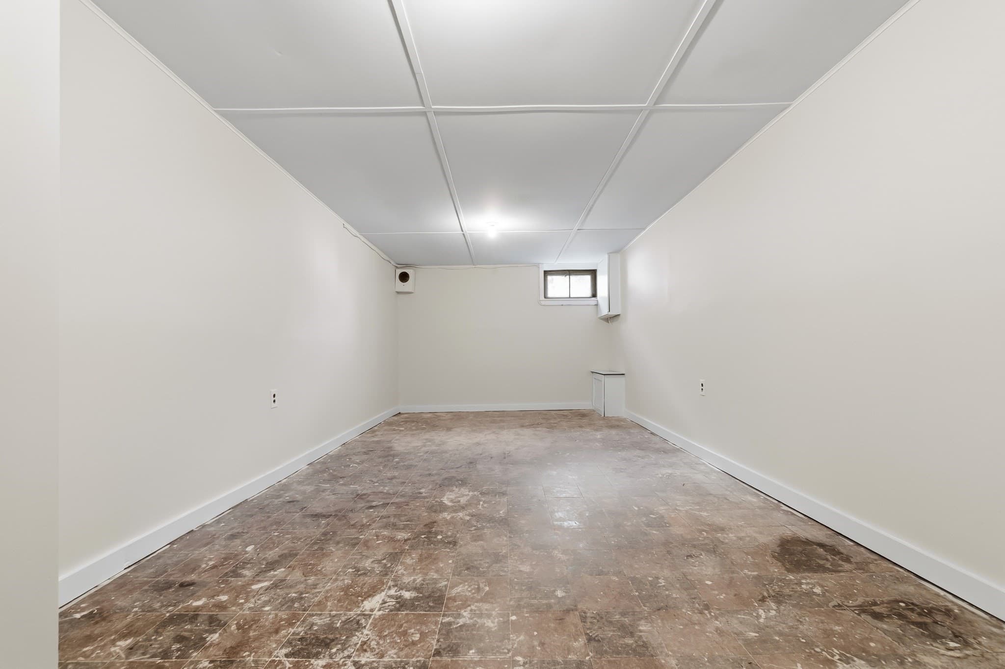 Single Family Residence at 1100 Main St, Woburn MA 01801, Woburn, photo 23 of 24
