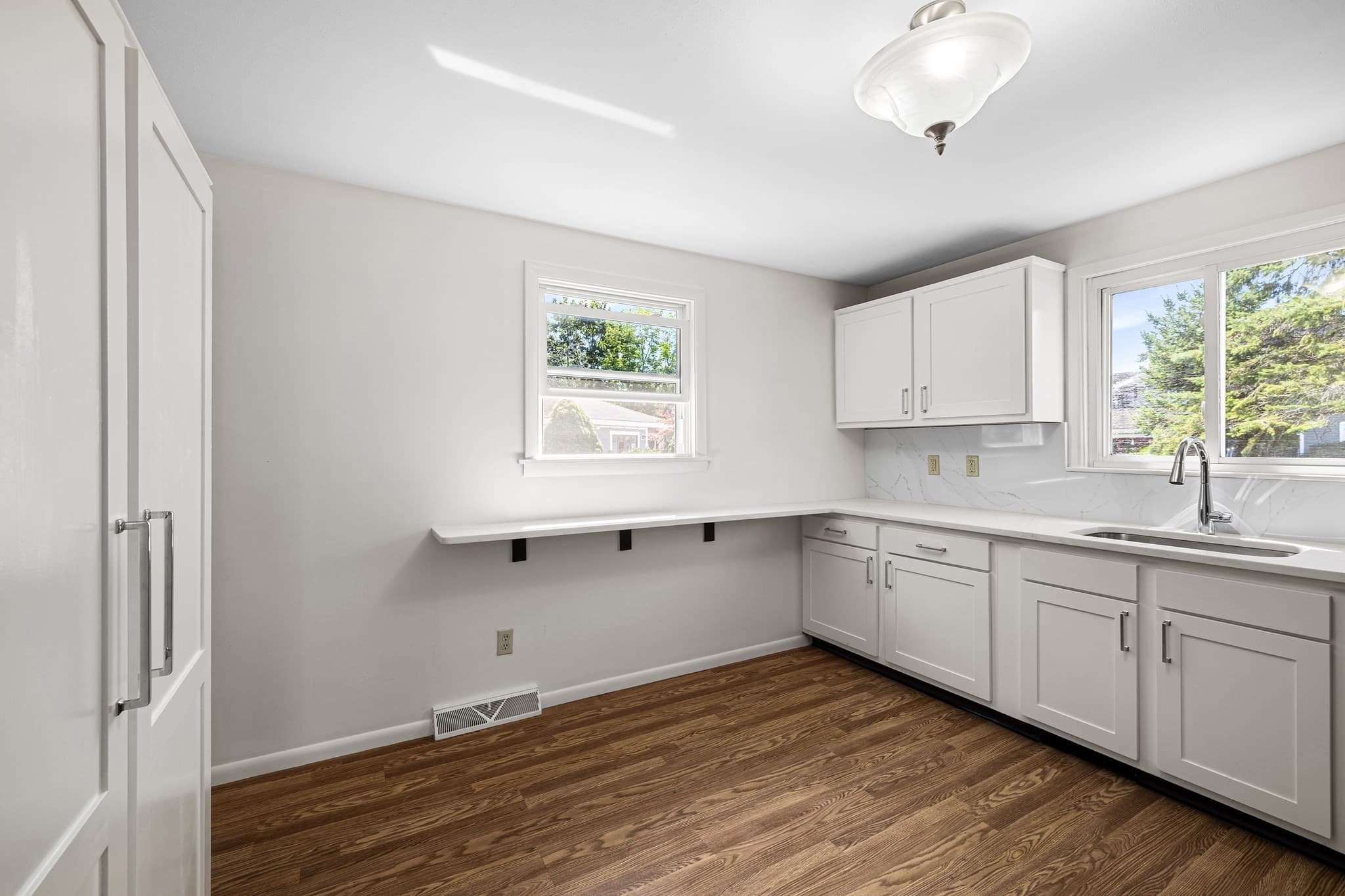 Single Family Residence at 1747 Highland Avenue, Fall River MA 02720, Fall River, photo 32 of 38