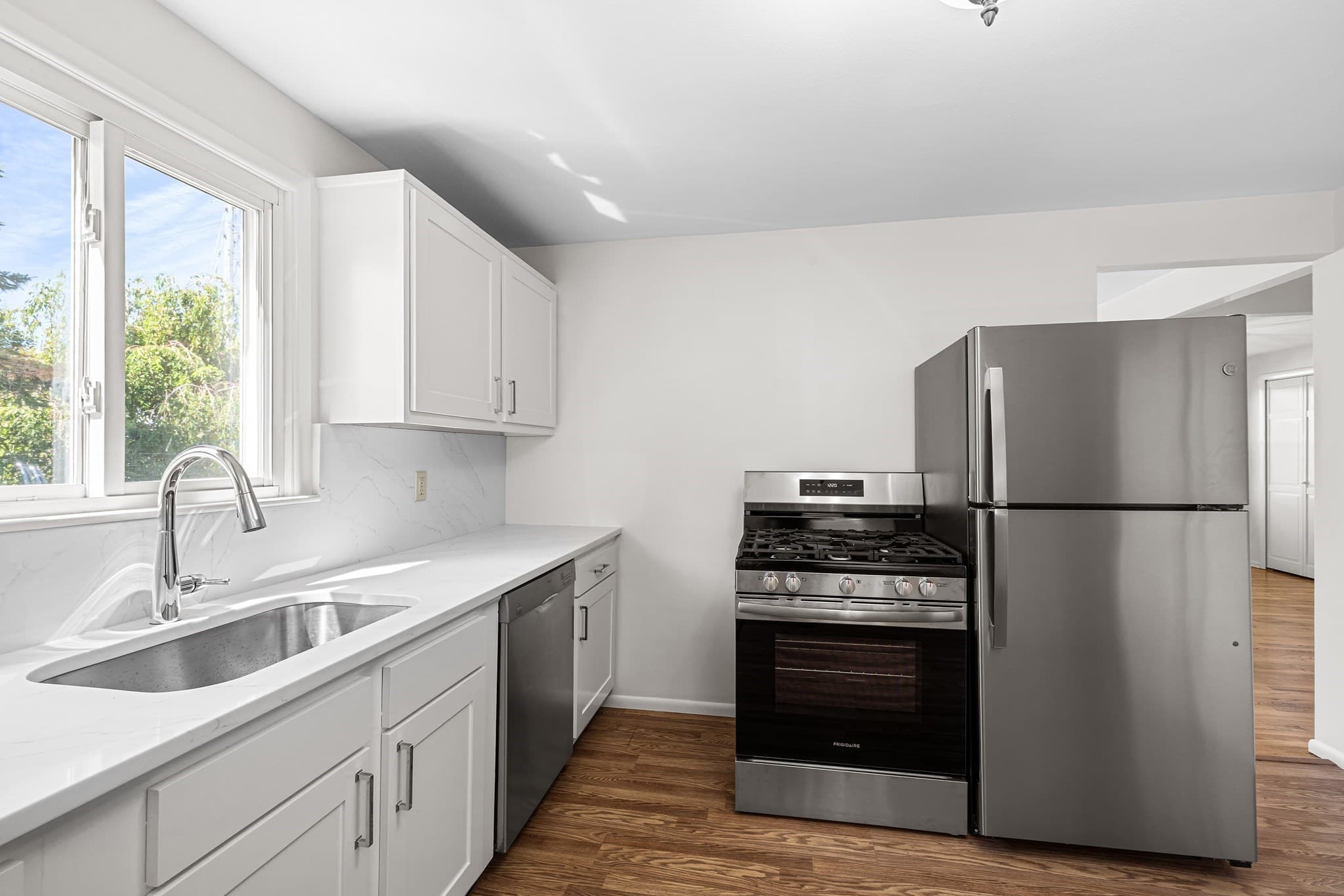 Single Family Residence at 1747 Highland Avenue, Fall River MA 02720, Fall River, photo 30 of 38