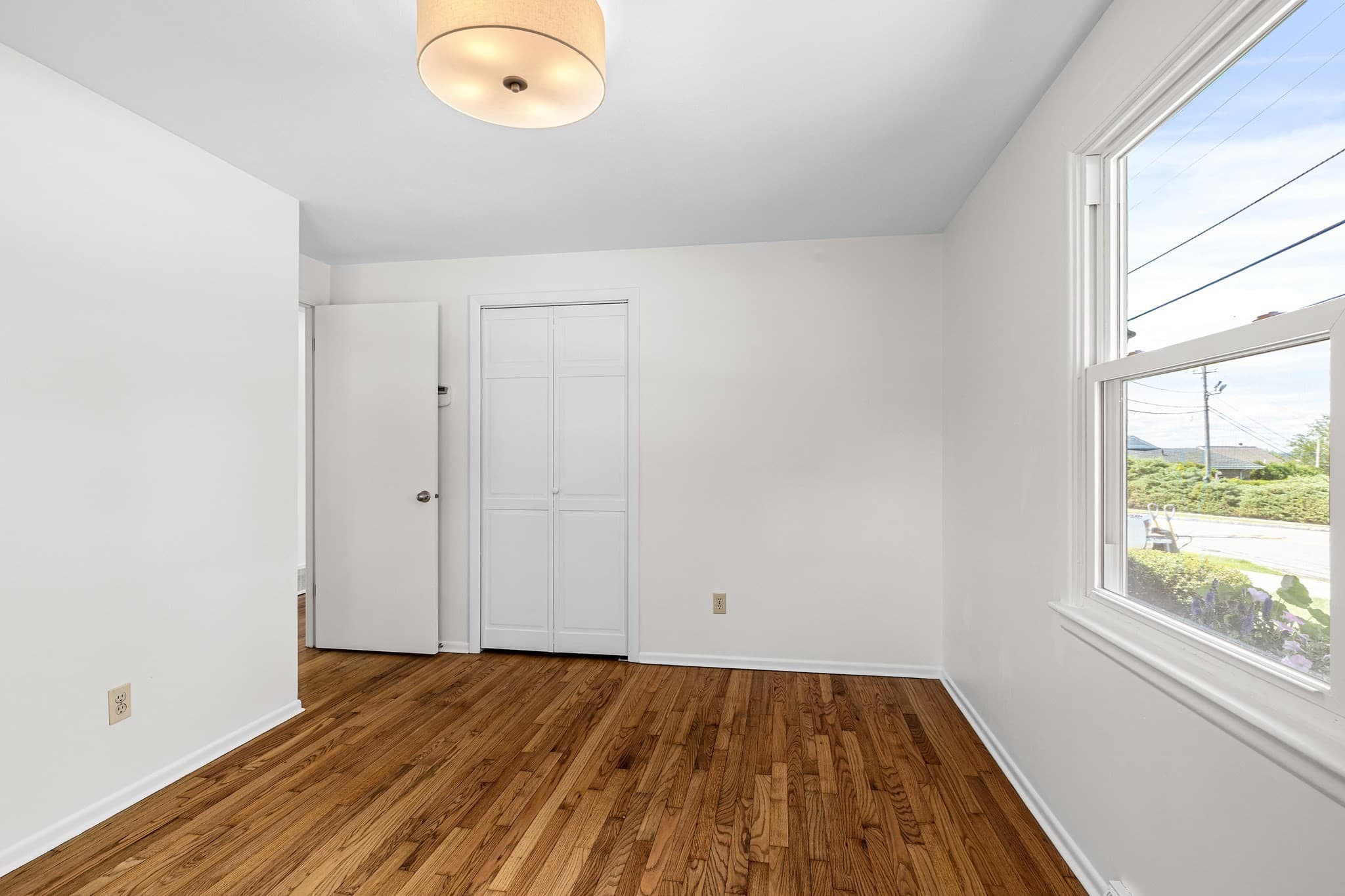 Single Family Residence at 1747 Highland Avenue, Fall River MA 02720, Fall River, photo 21 of 38