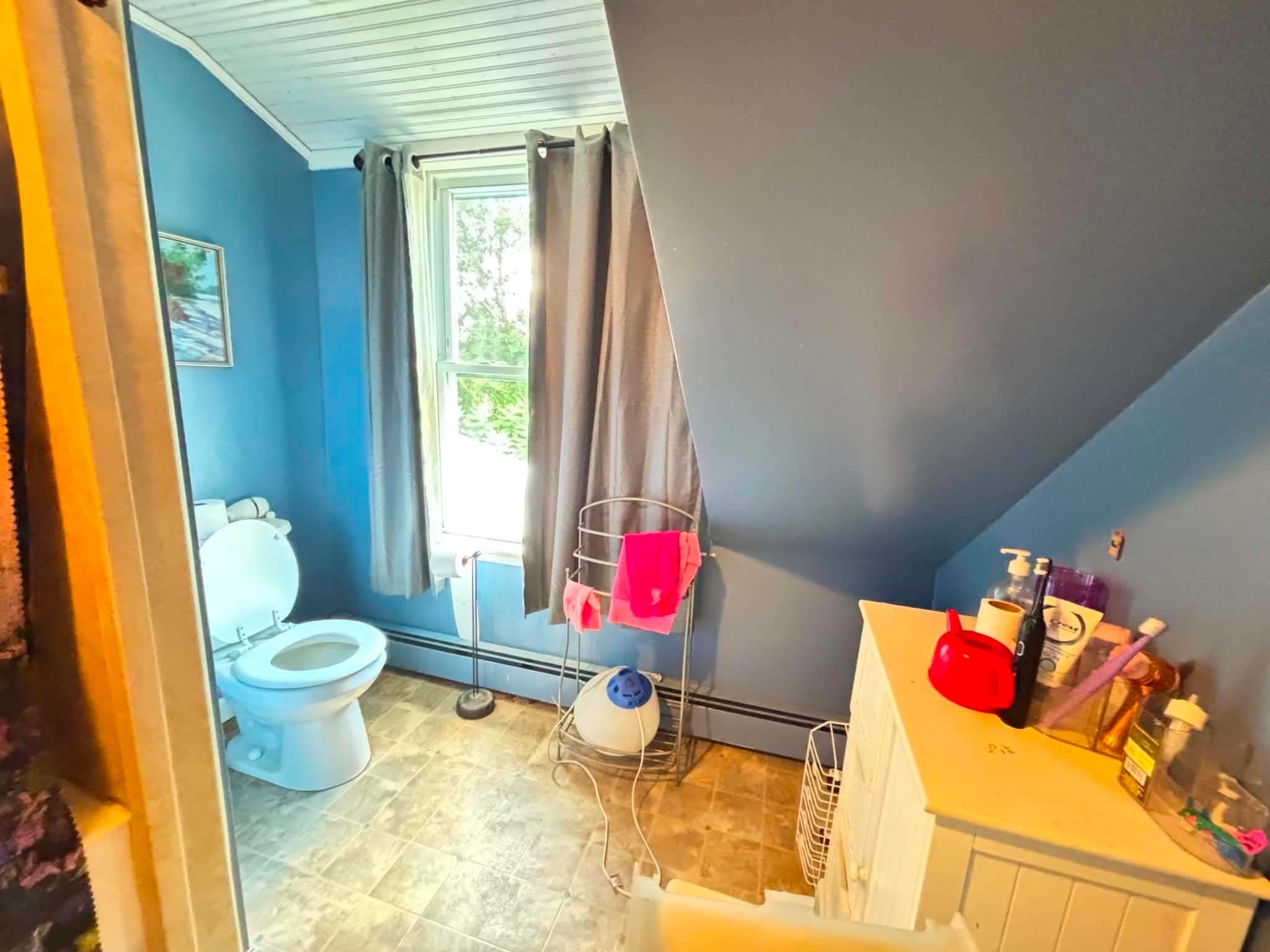 Single Family Residence at 156 Main St, Rutland MA 01543, Rutland, photo 12 of 15