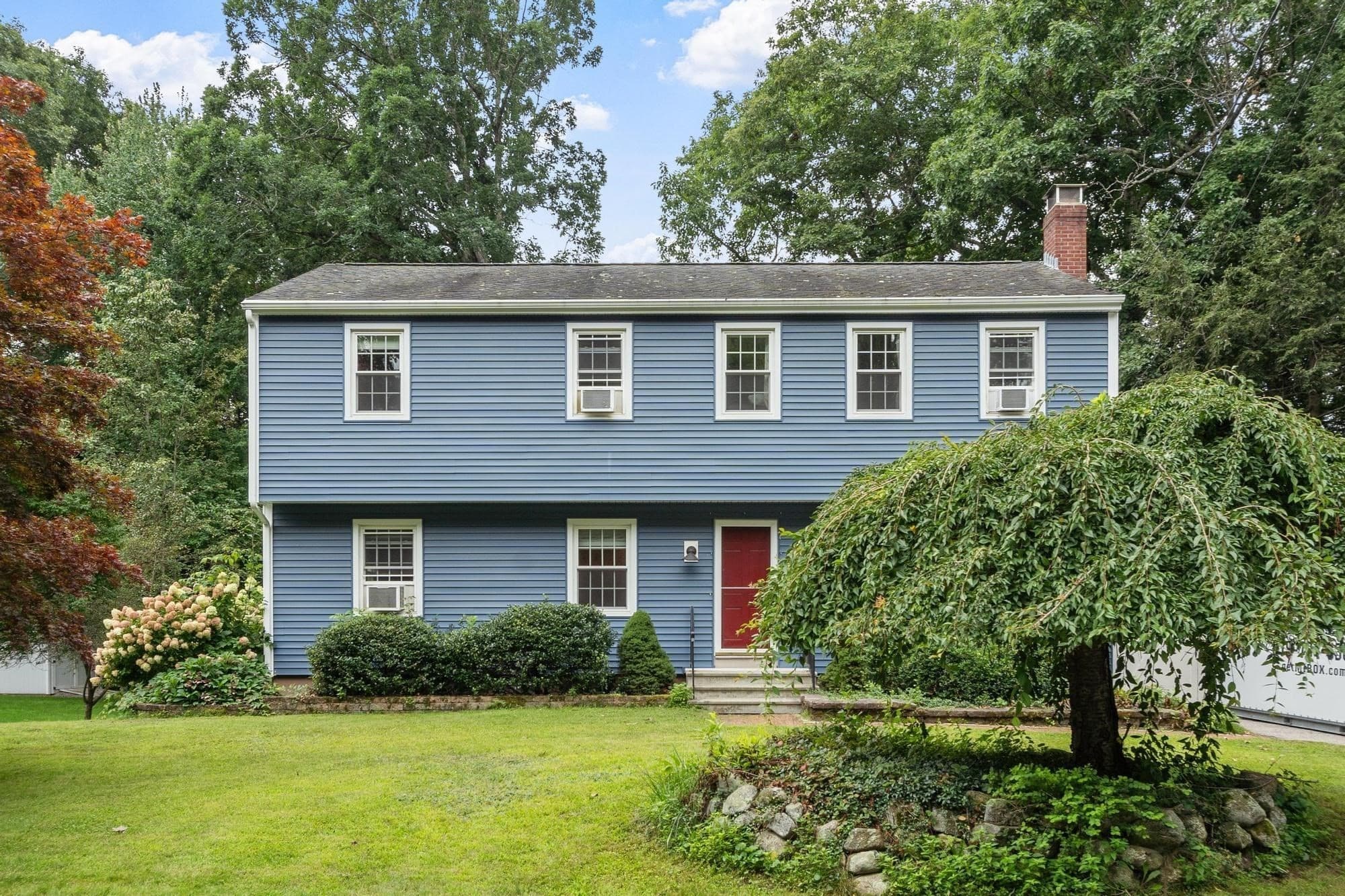 55 Dorothy Ave, Holden MA 01520