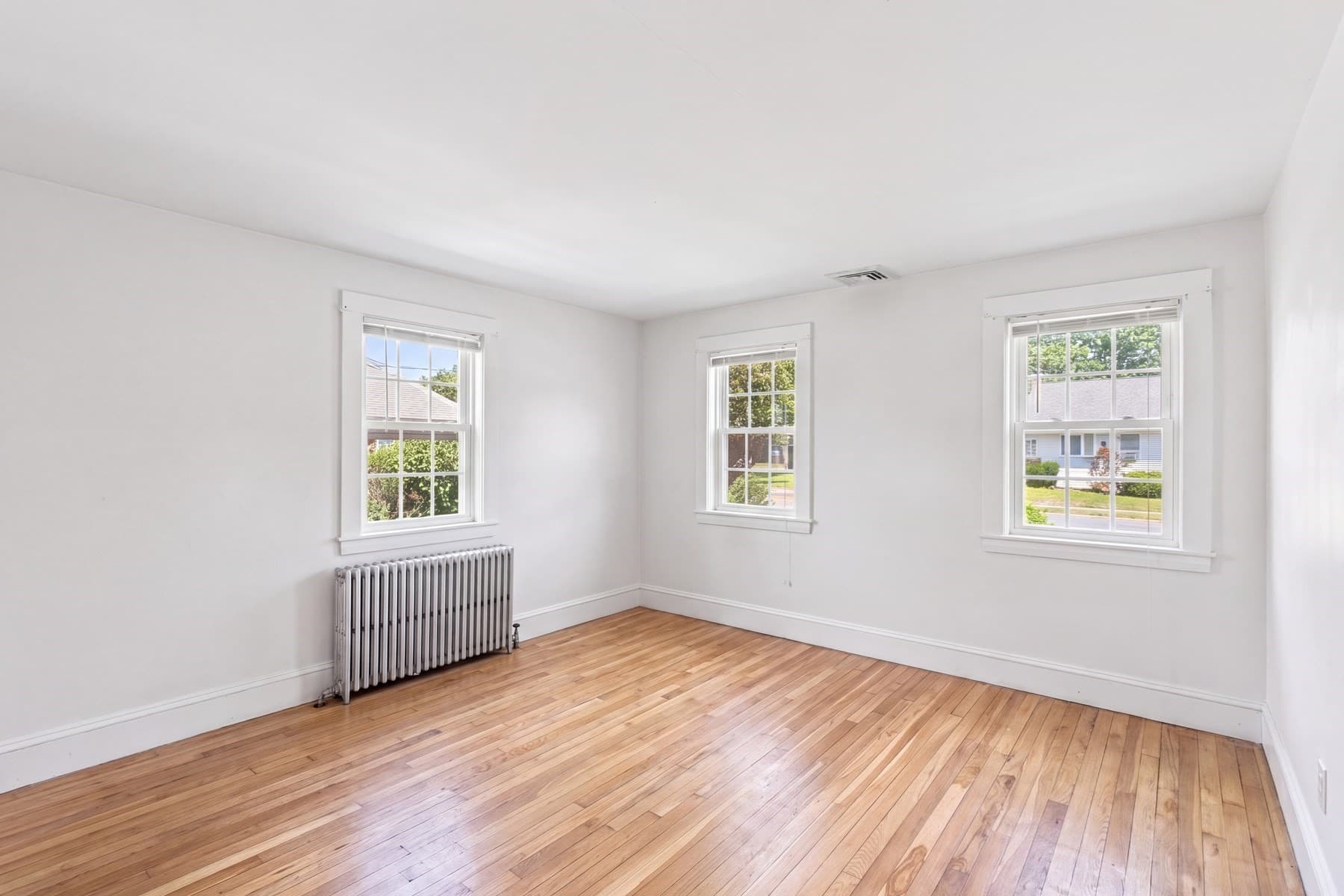 Single Family Residence at 35 Walnut St, Barnstable MA 02601, Barnstable, photo 18 of 29