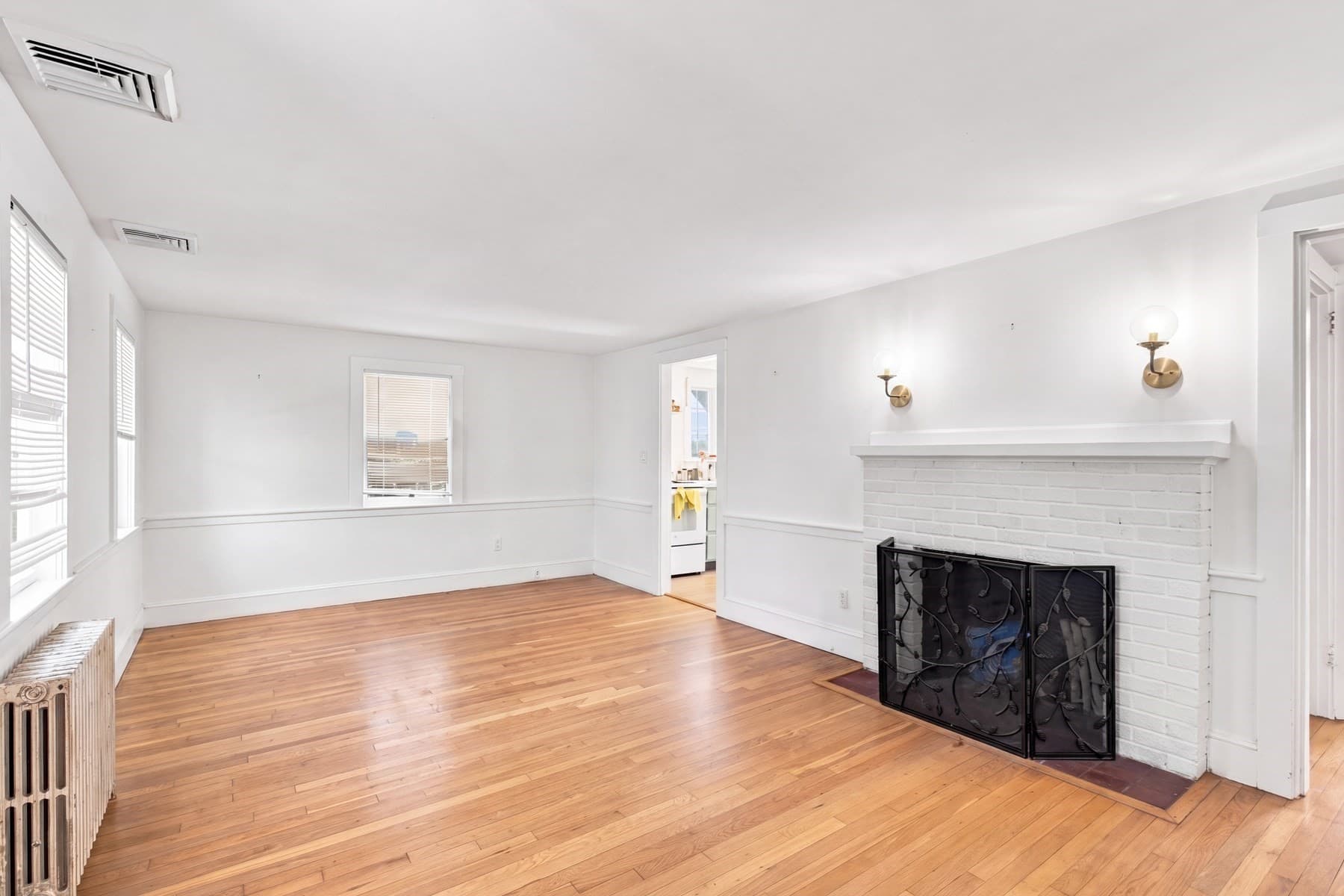 Single Family Residence at 35 Walnut St, Barnstable MA 02601, Barnstable, photo 4 of 29