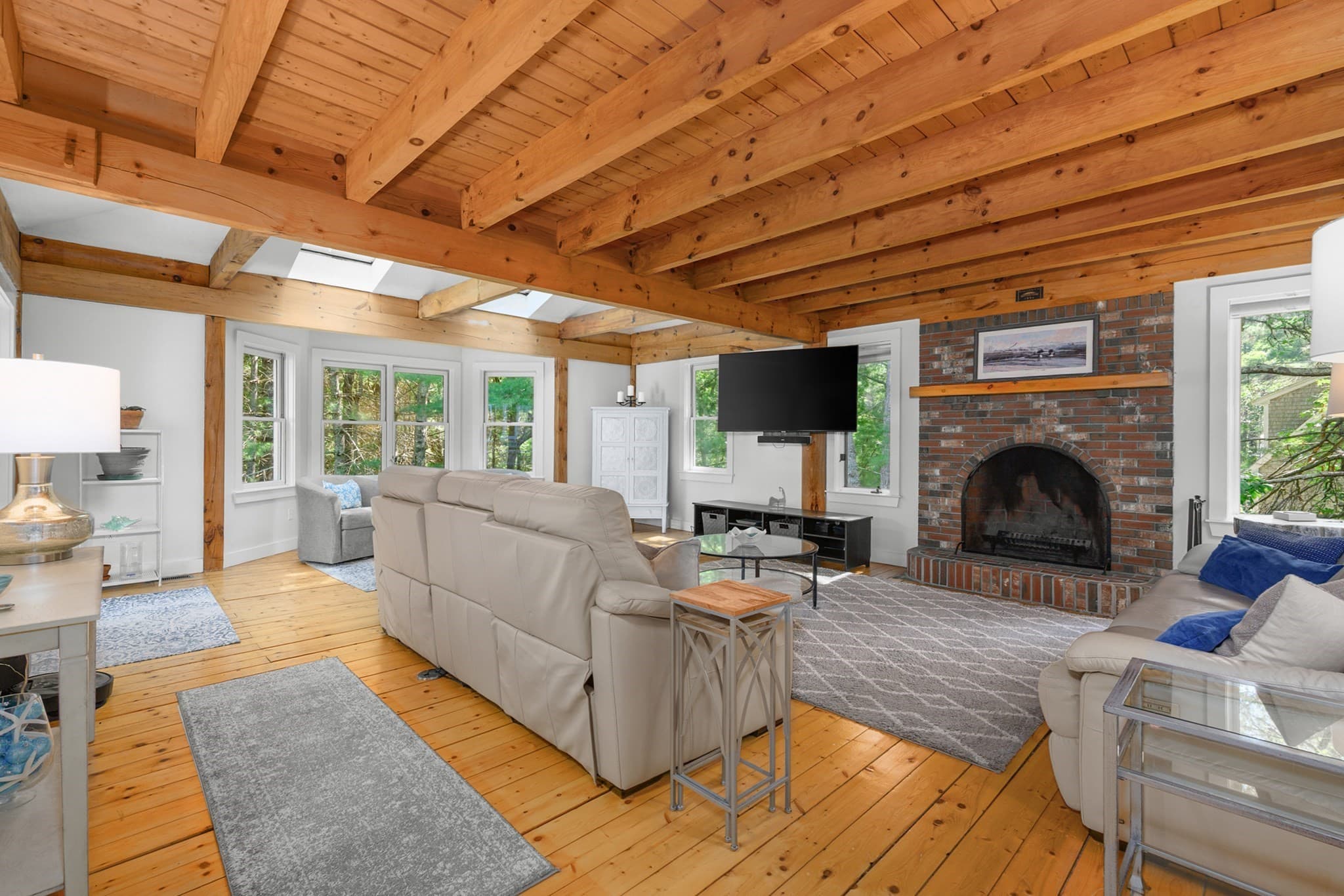 Single Family Residence at 3 Sleepy Hollow Ln, Sandwich MA 02563, Sandwich, photo 4 of 36