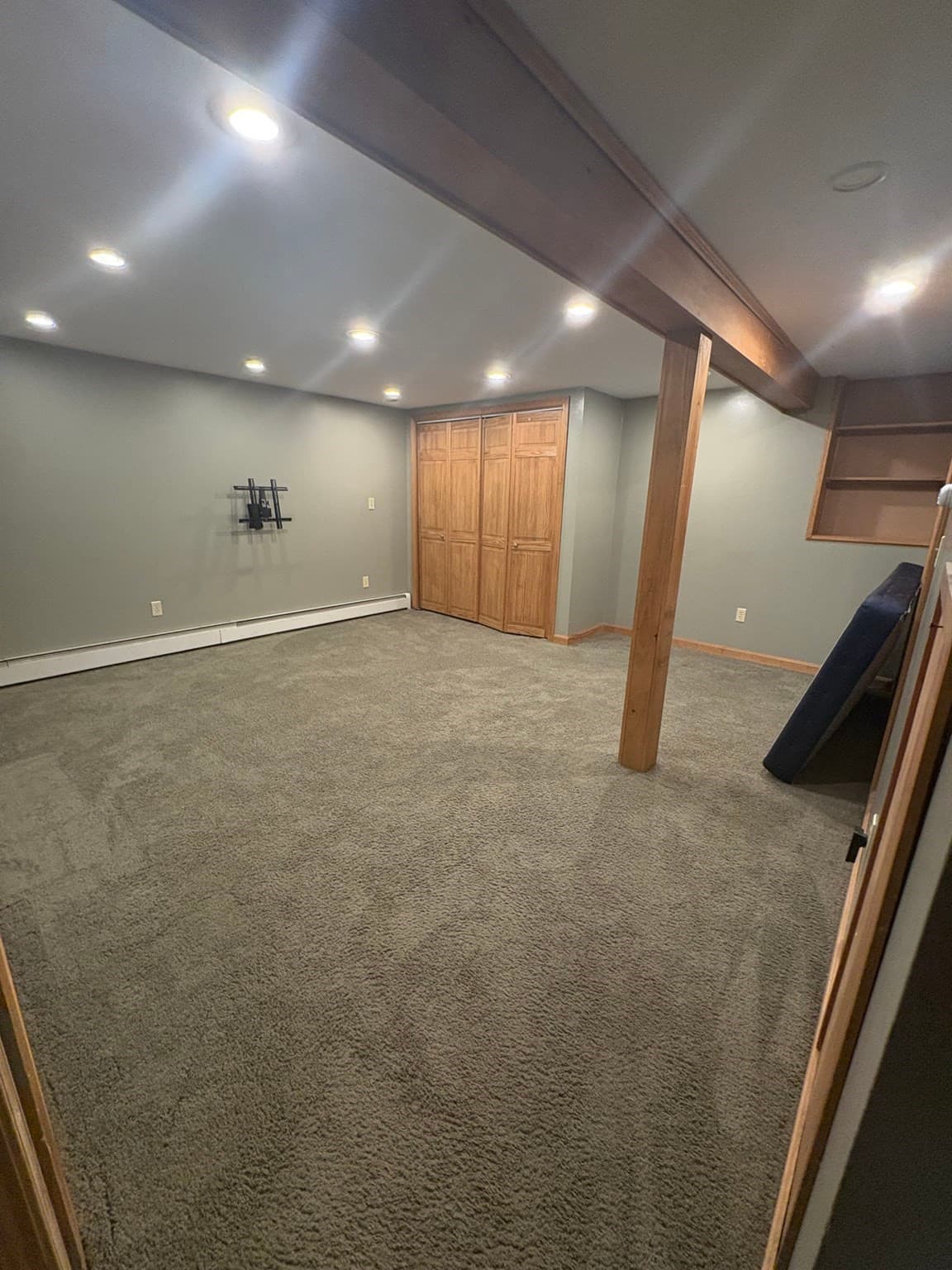 Single Family Residence at 2 Fairmount Ave, Bristol RI 02809, Bristol, photo 16 of 28